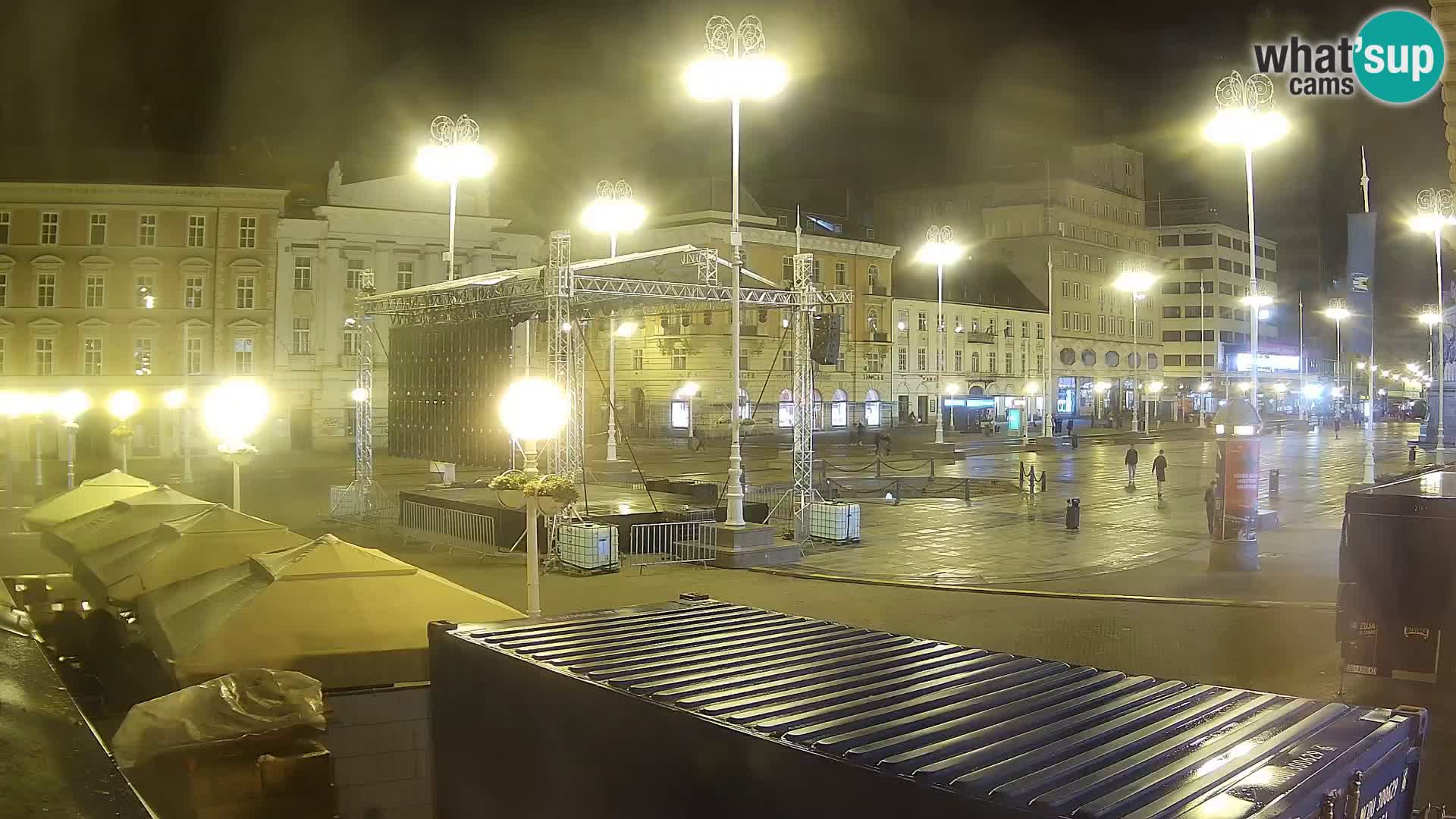 Zagreb Live Webcam – Bana Jelačić square