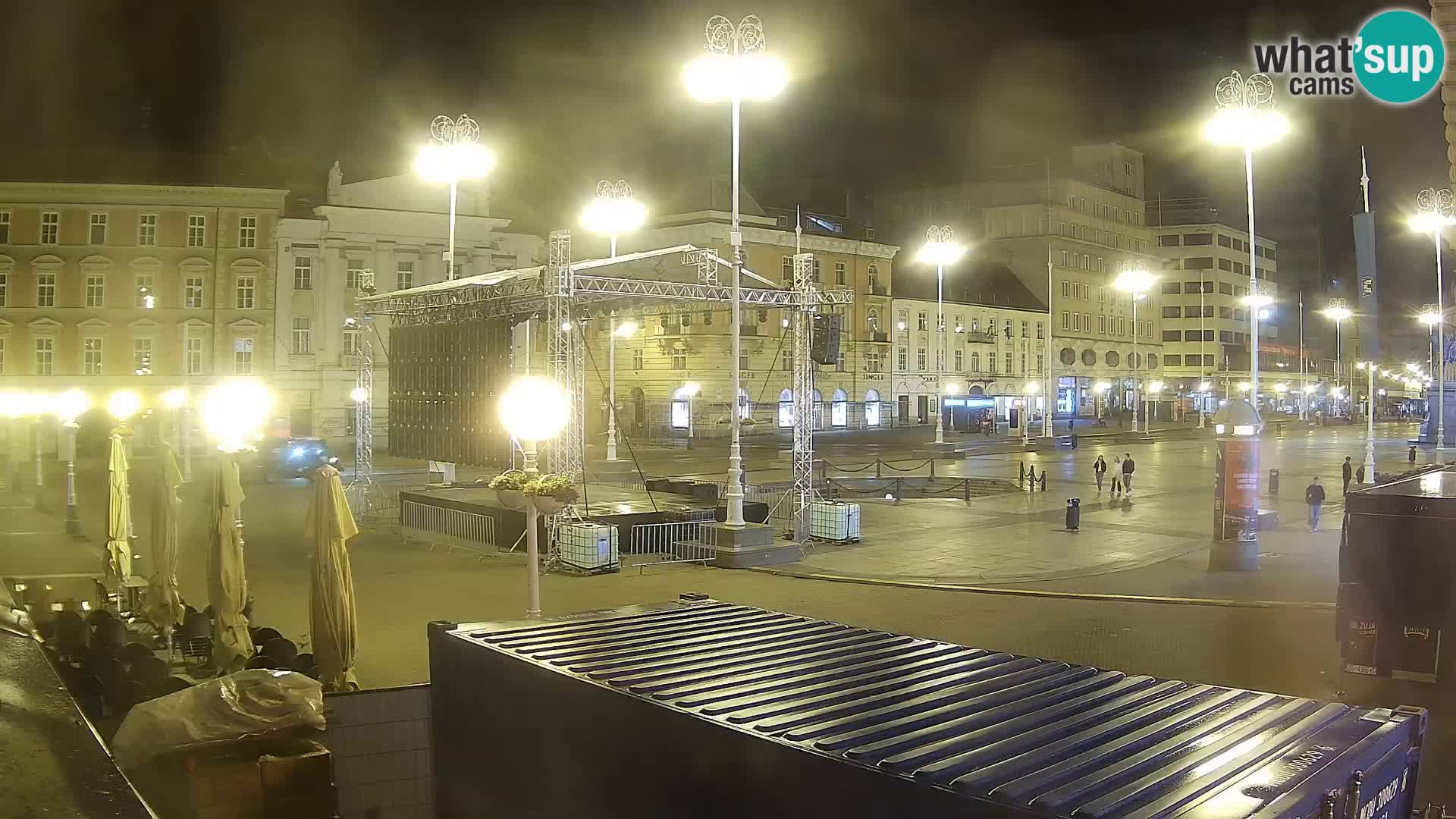 Zagreb Live Webcam – Bana Jelačić square