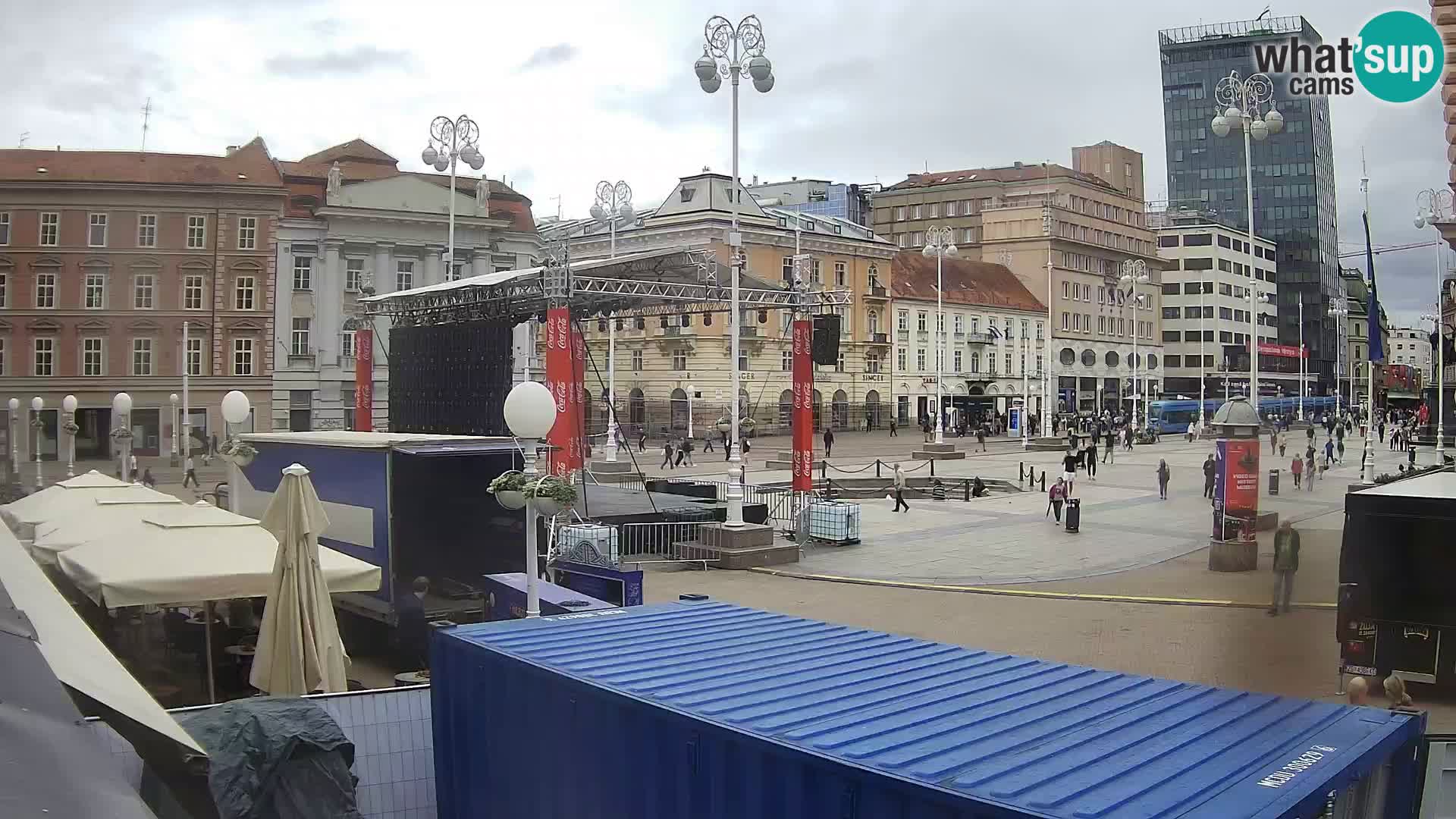 Zagreb Live Webcam – Bana Jelačić square
