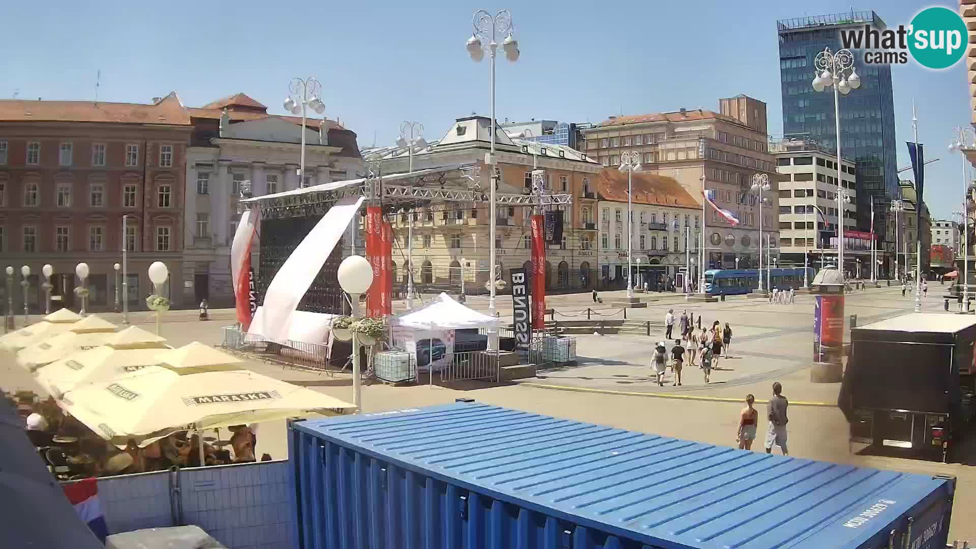 Zagreb Live Webcam – Bana Jelačić square