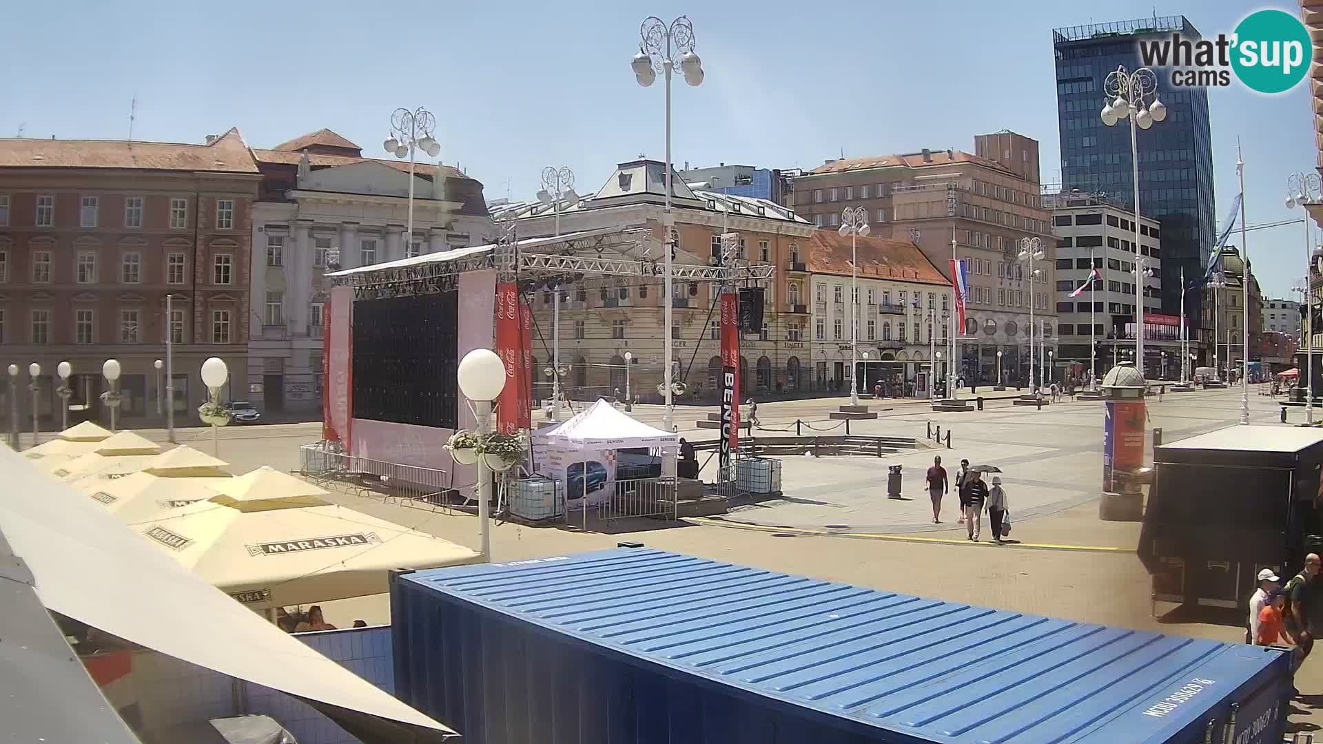 Zagreb Live Webcam – Bana Jelačić square