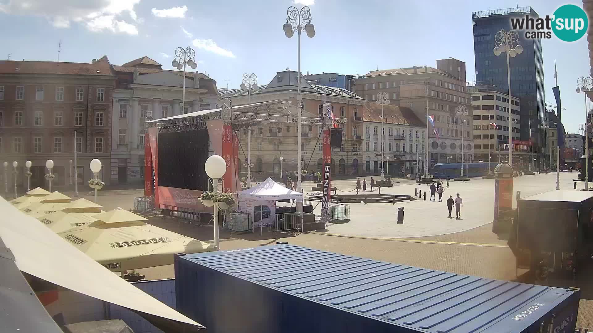 Zagreb Live Webcam – Bana Jelačić square