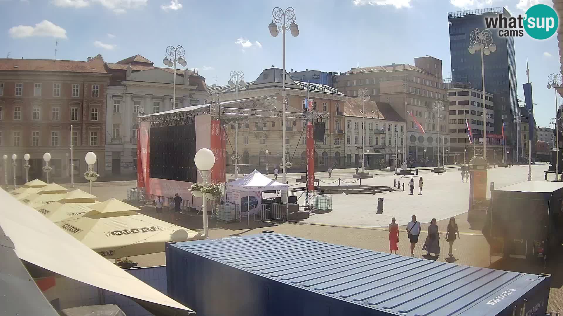 Zagreb Live Webcam – Bana Jelačić square