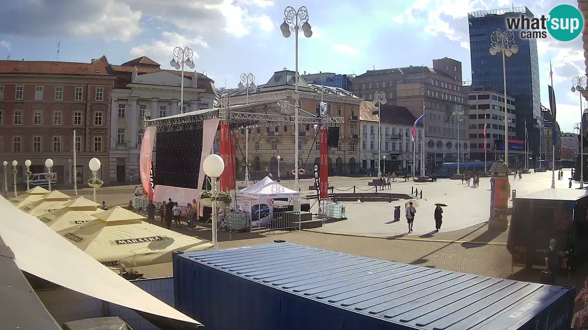 Zagreb Live Webcam – Bana Jelačić square