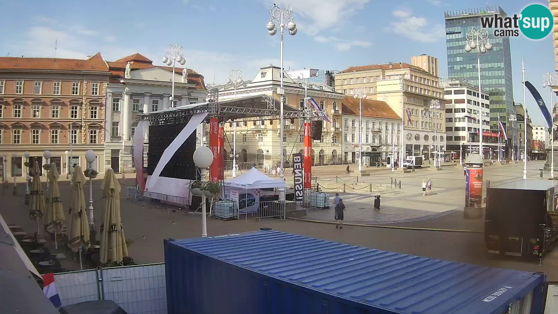 Zagreb Live Webcam – Bana Jelačić square