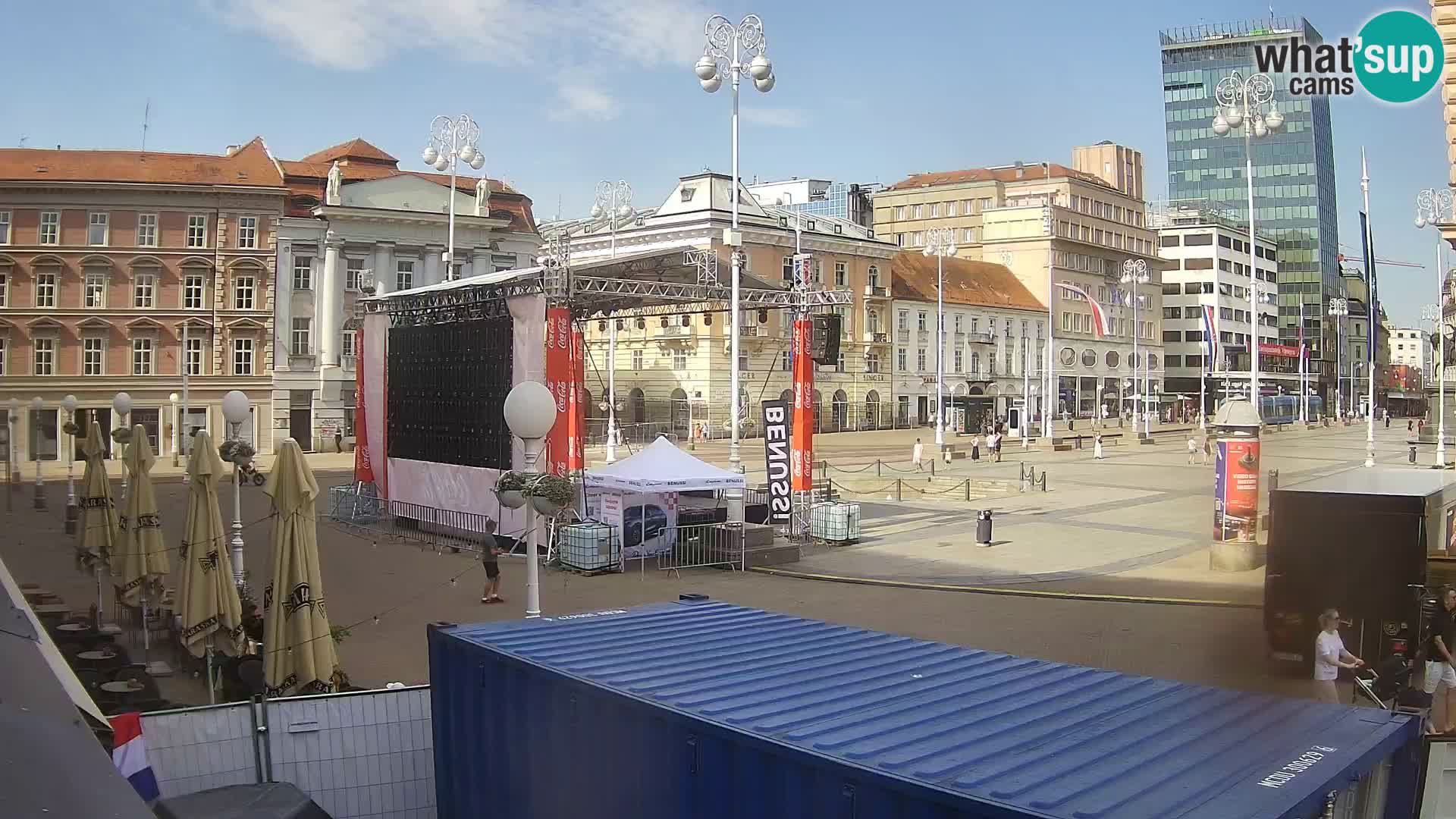 Zagreb Live Webcam – Bana Jelačić square