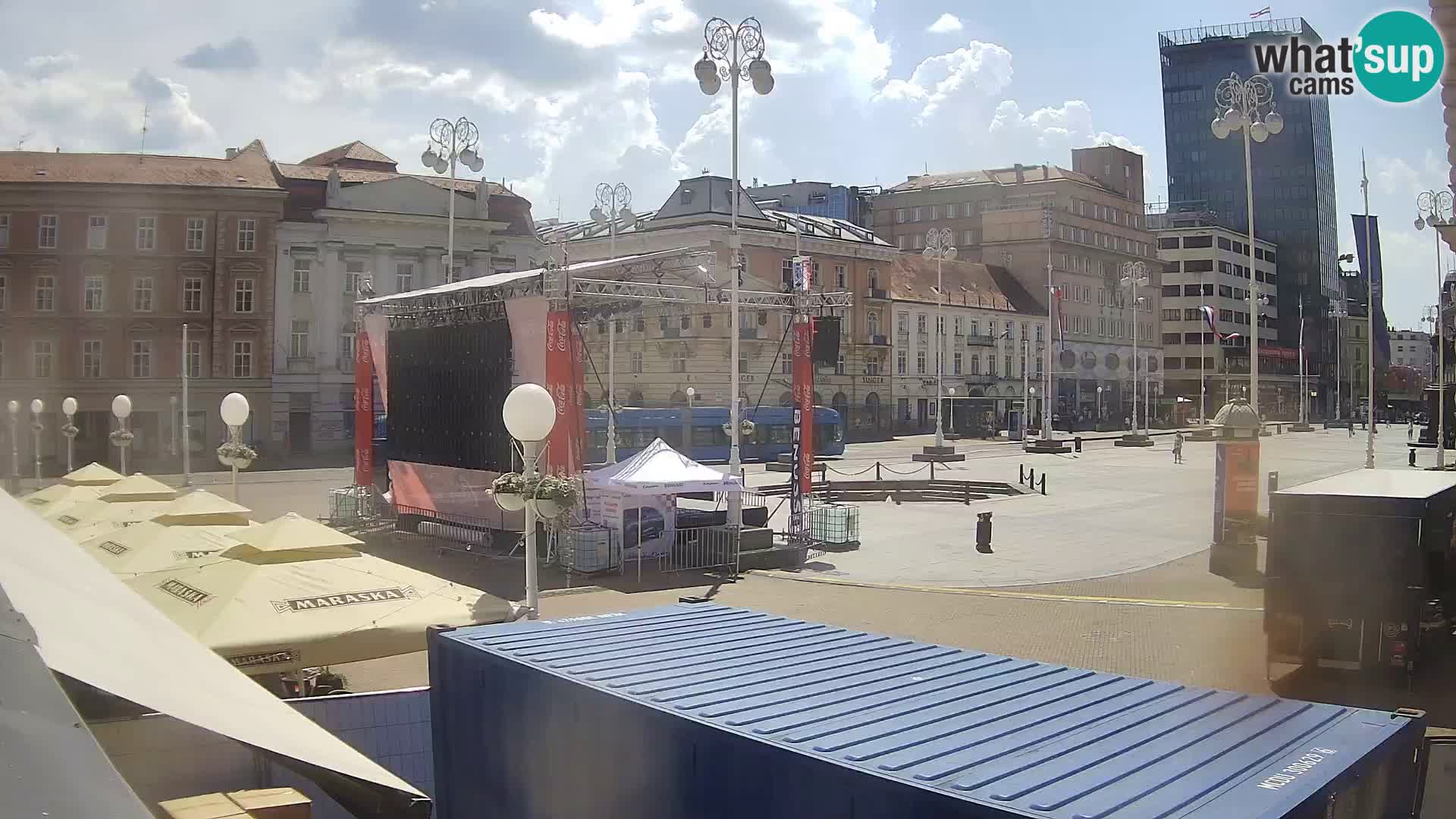 Zagreb Live Webcam – Bana Jelačić square