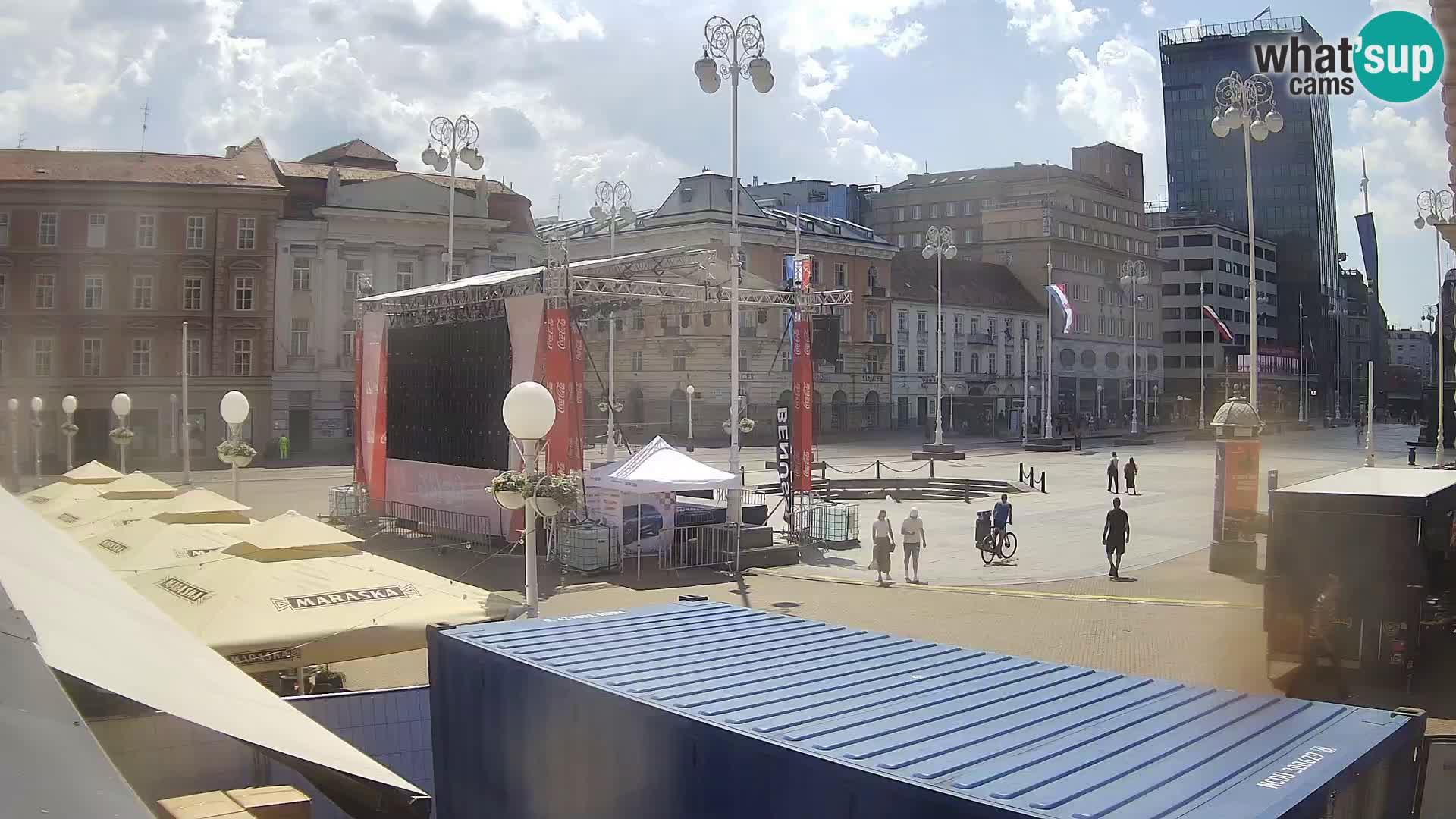 Zagreb Live Webcam – Bana Jelačić square