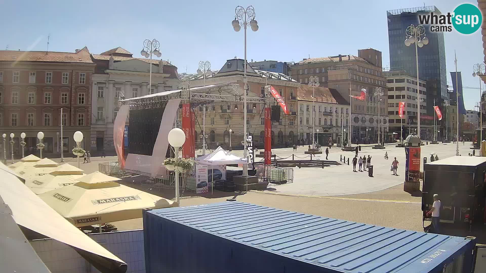Zagreb spletna kamera trg Bana Jelačića