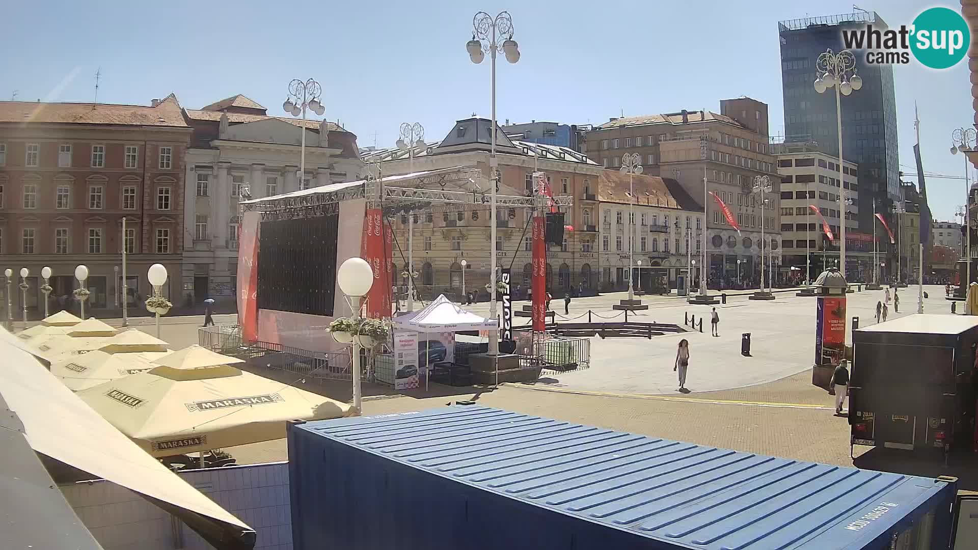 Zagreb spletna kamera trg Bana Jelačića