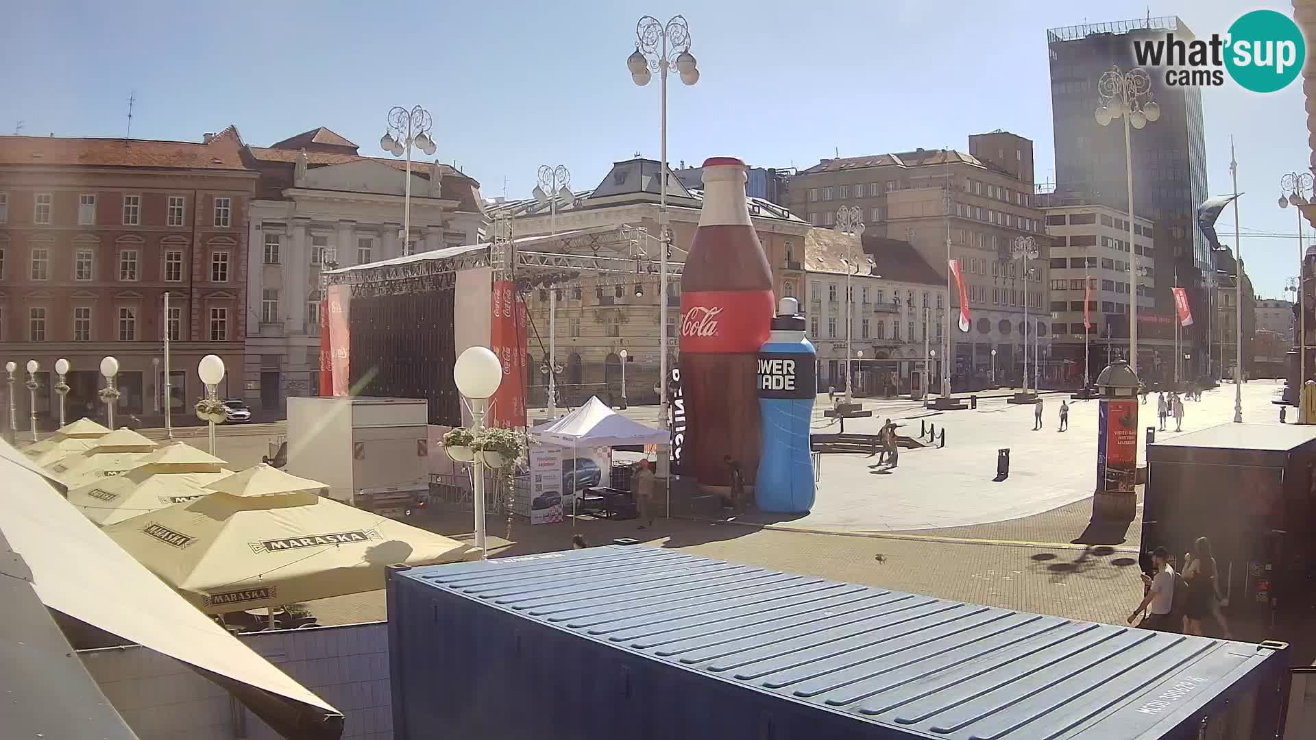 Zagreb spletna kamera trg Bana Jelačića