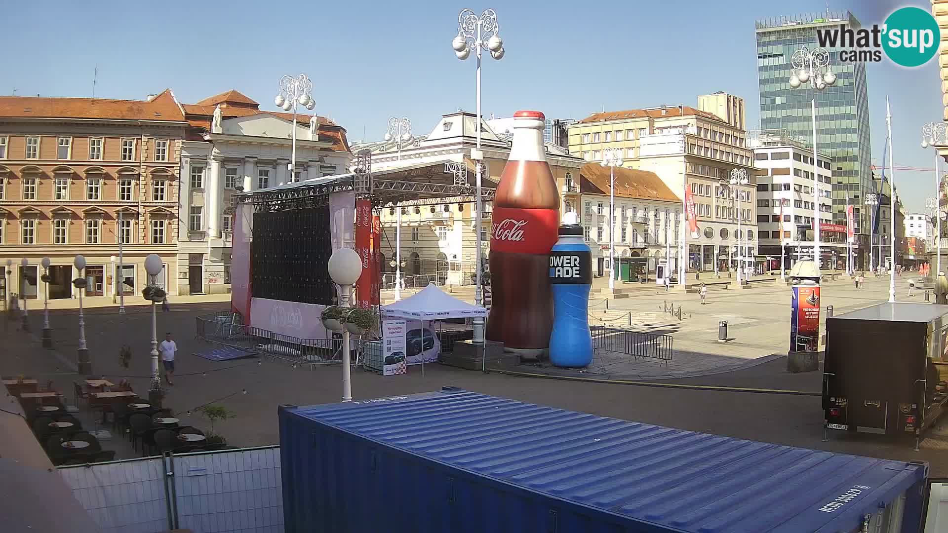 Zagreb Live Webcam – Bana Jelačić square