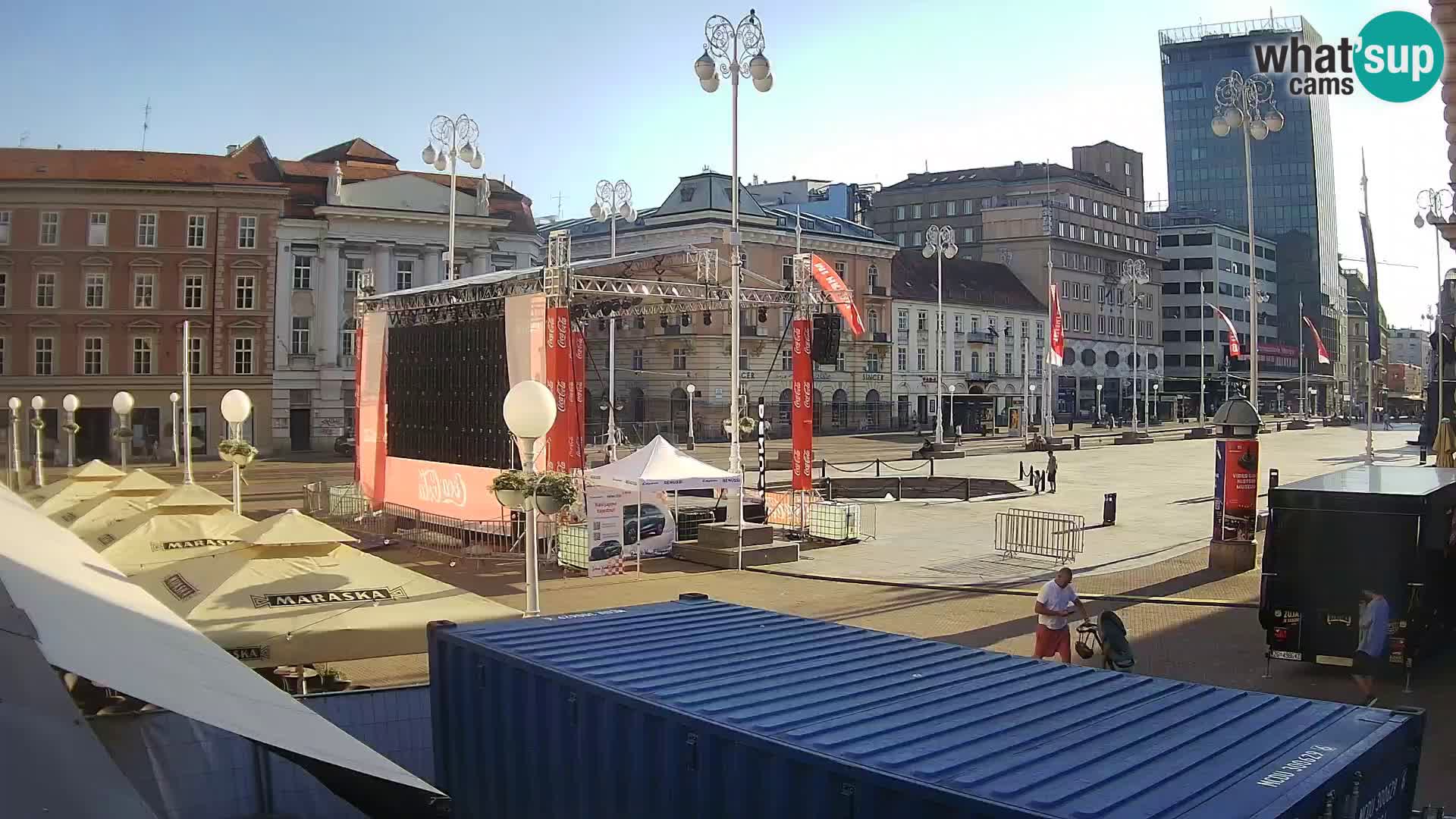 Zagreb Live Webcam – Bana Jelačić square