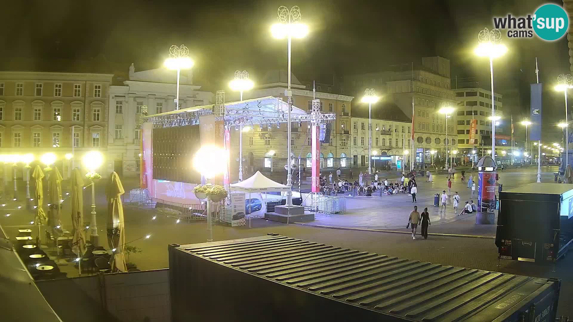Zagreb Live Webcam – Bana Jelačić square