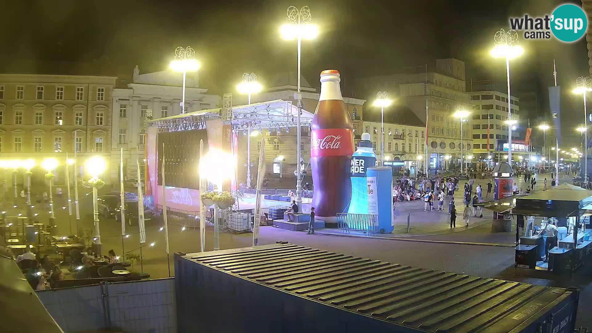 Zagreb Live Webcam – Bana Jelačić square