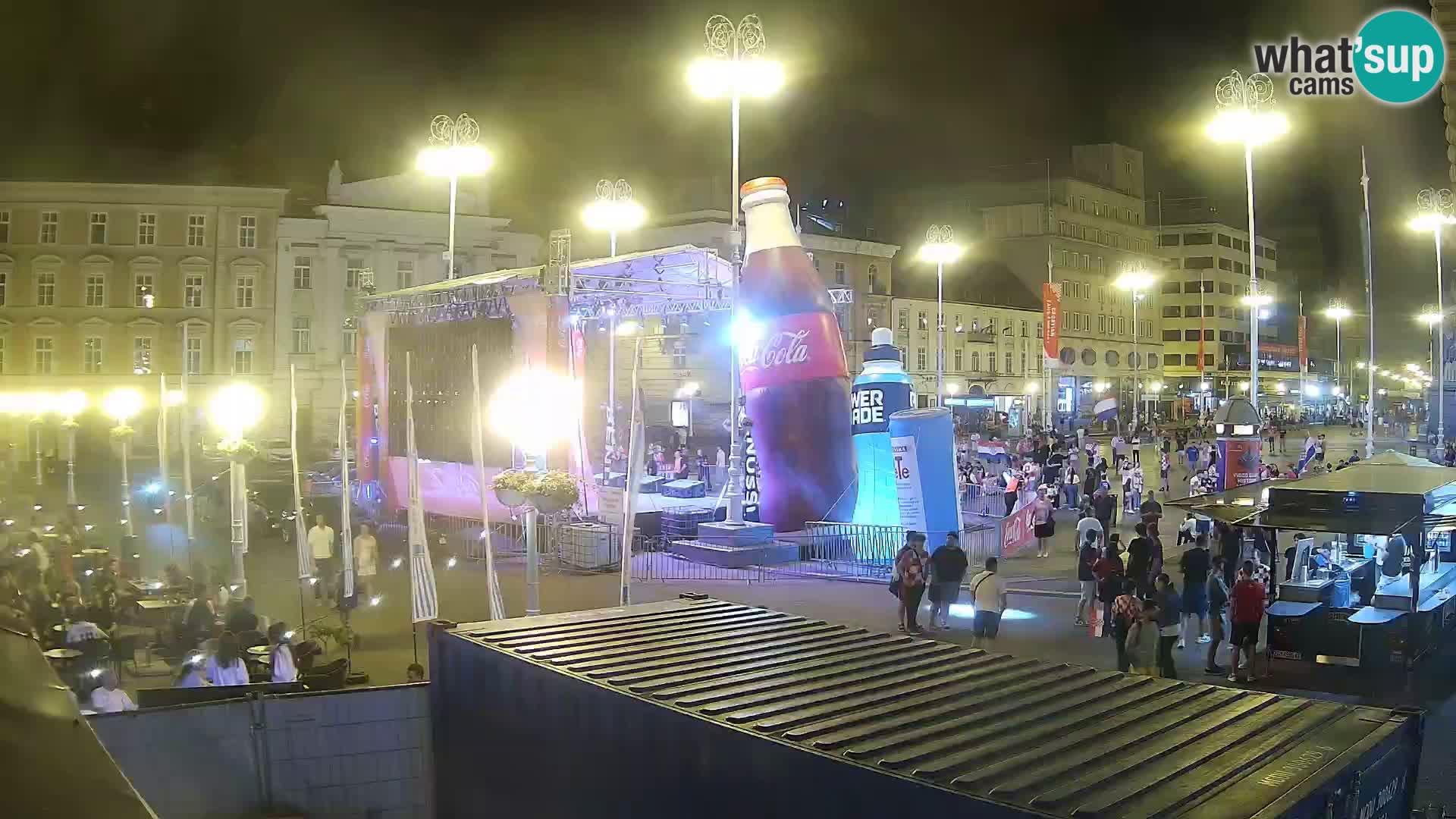 Zagreb Live Webcam – Bana Jelačić square