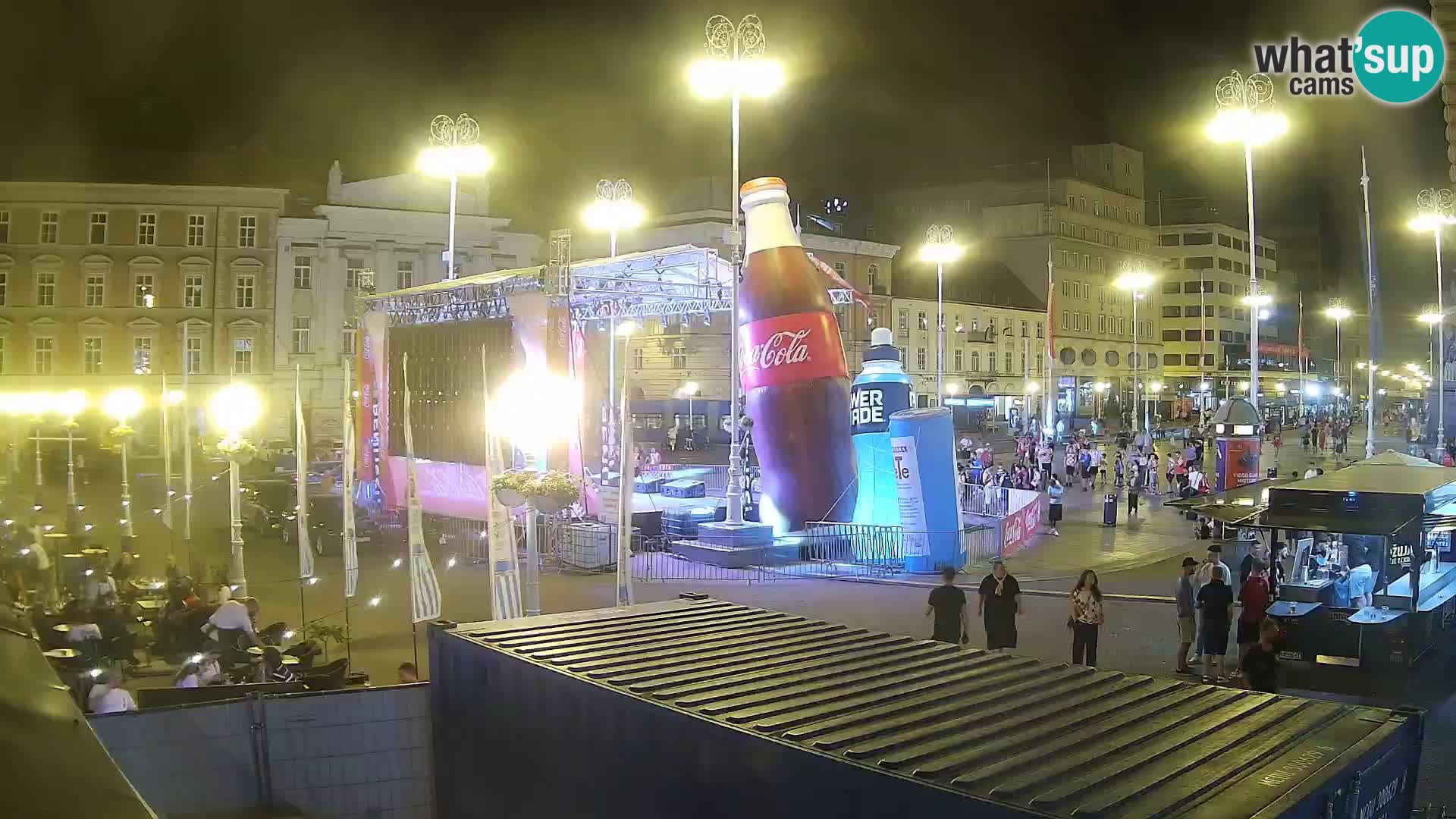 Zagreb Live Webcam – Bana Jelačić square