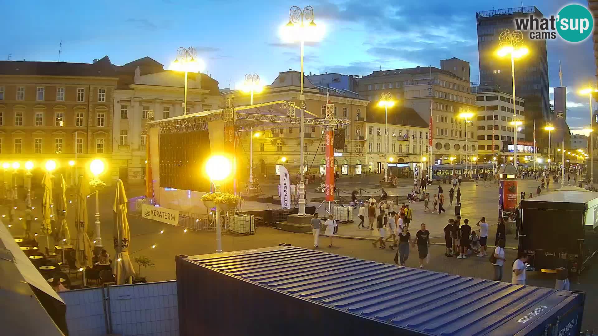 Zagreb Live Webcam – Bana Jelačić square