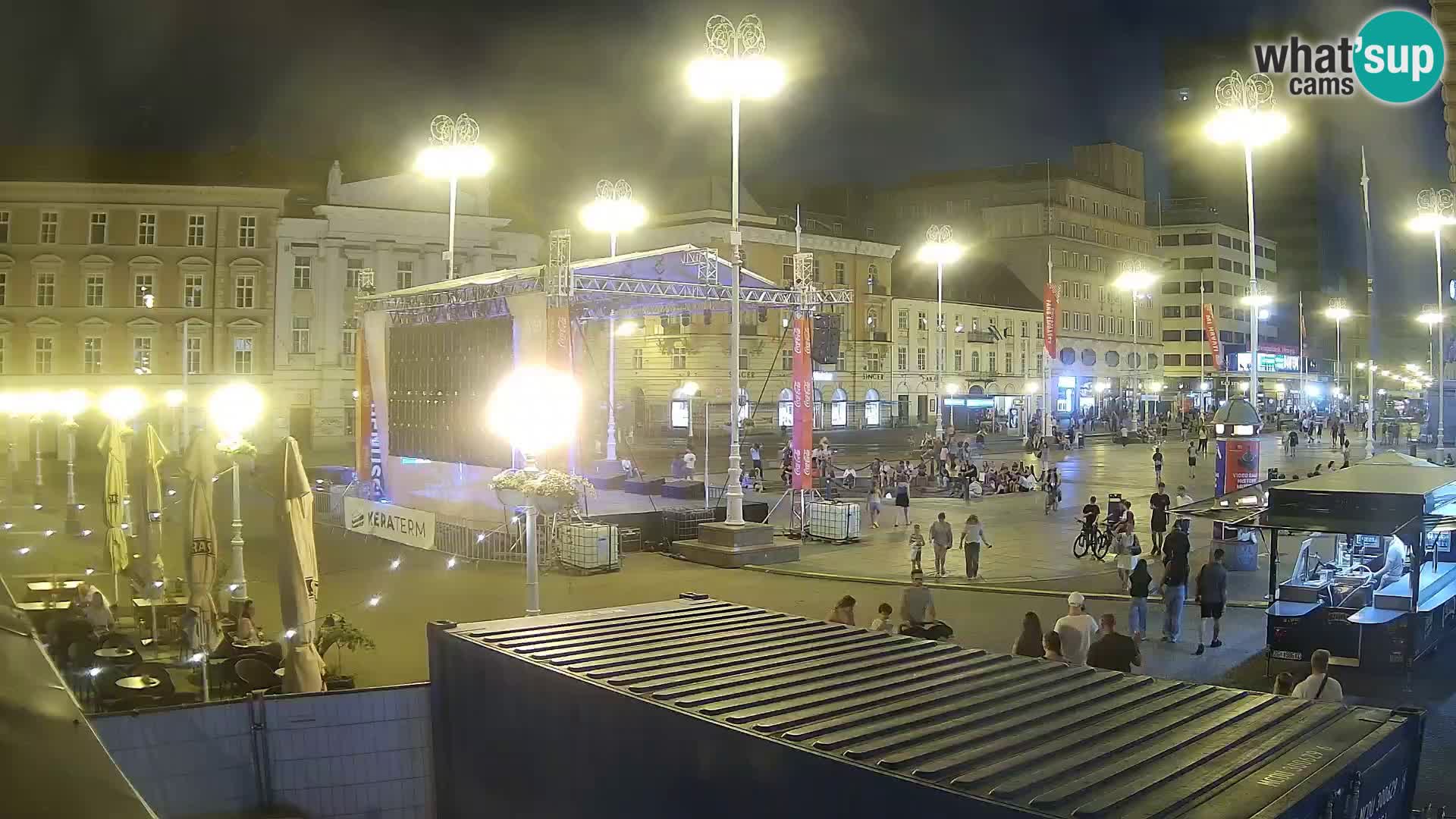 Zagreb Live Webcam – Bana Jelačić square