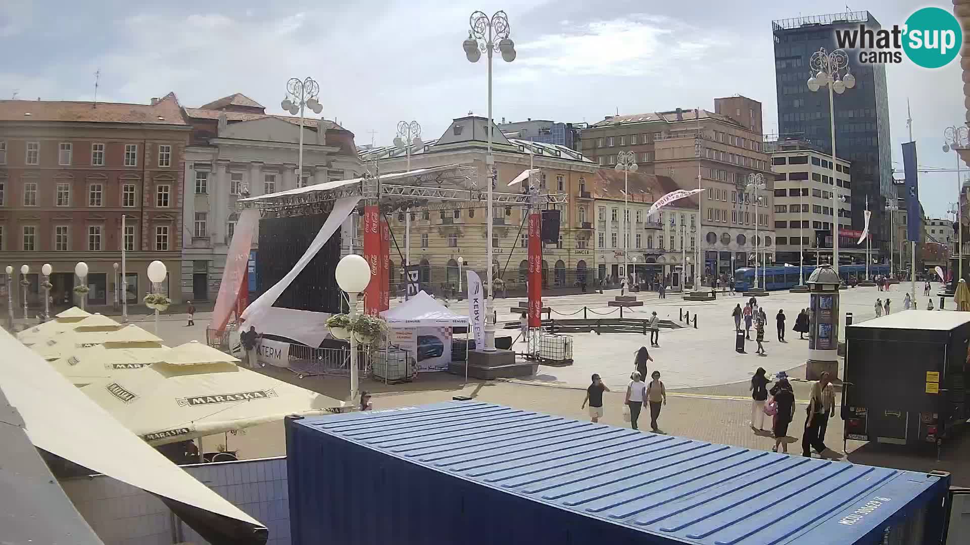Zagreb Live Webcam – Bana Jelačić square
