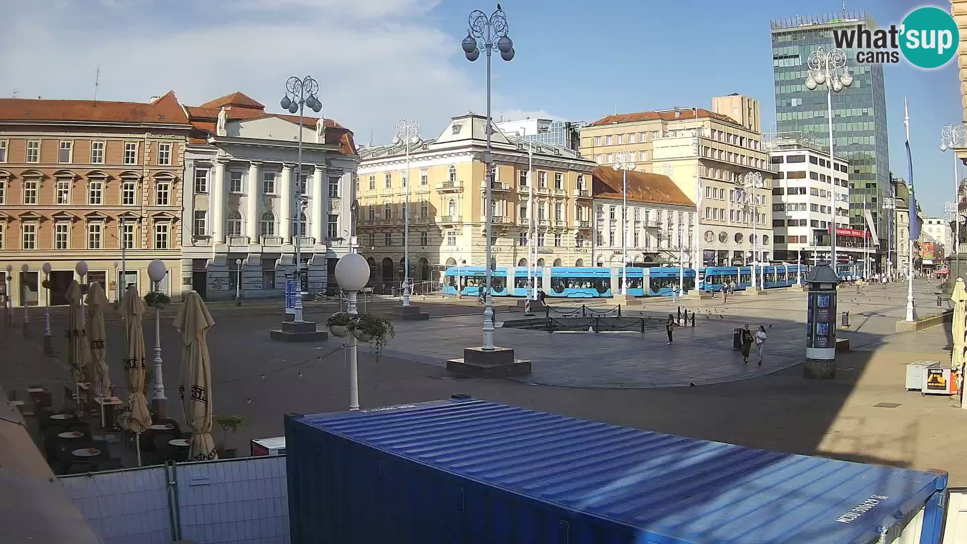 Zagreb Live Webcam – Bana Jelačić square