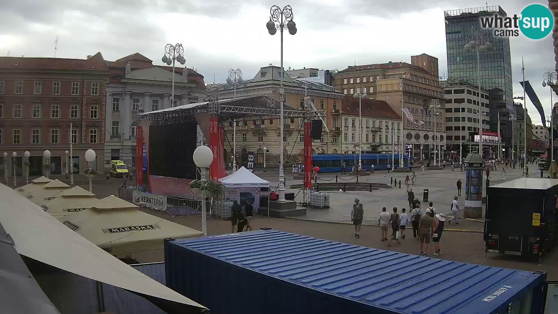 Zagreb Live Webcam – Bana Jelačić square