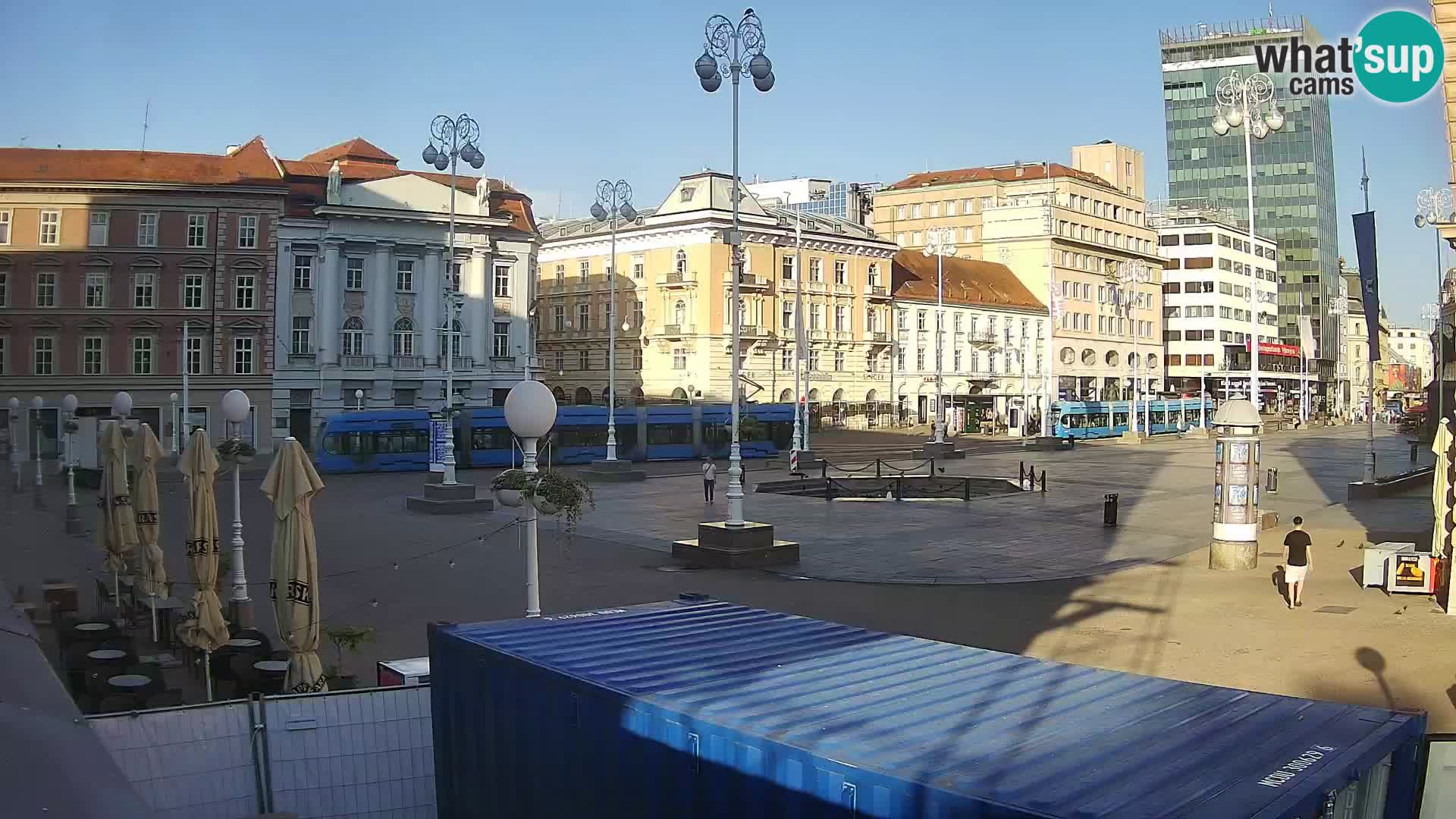 Zagreb Live Webcam – Bana Jelačić square