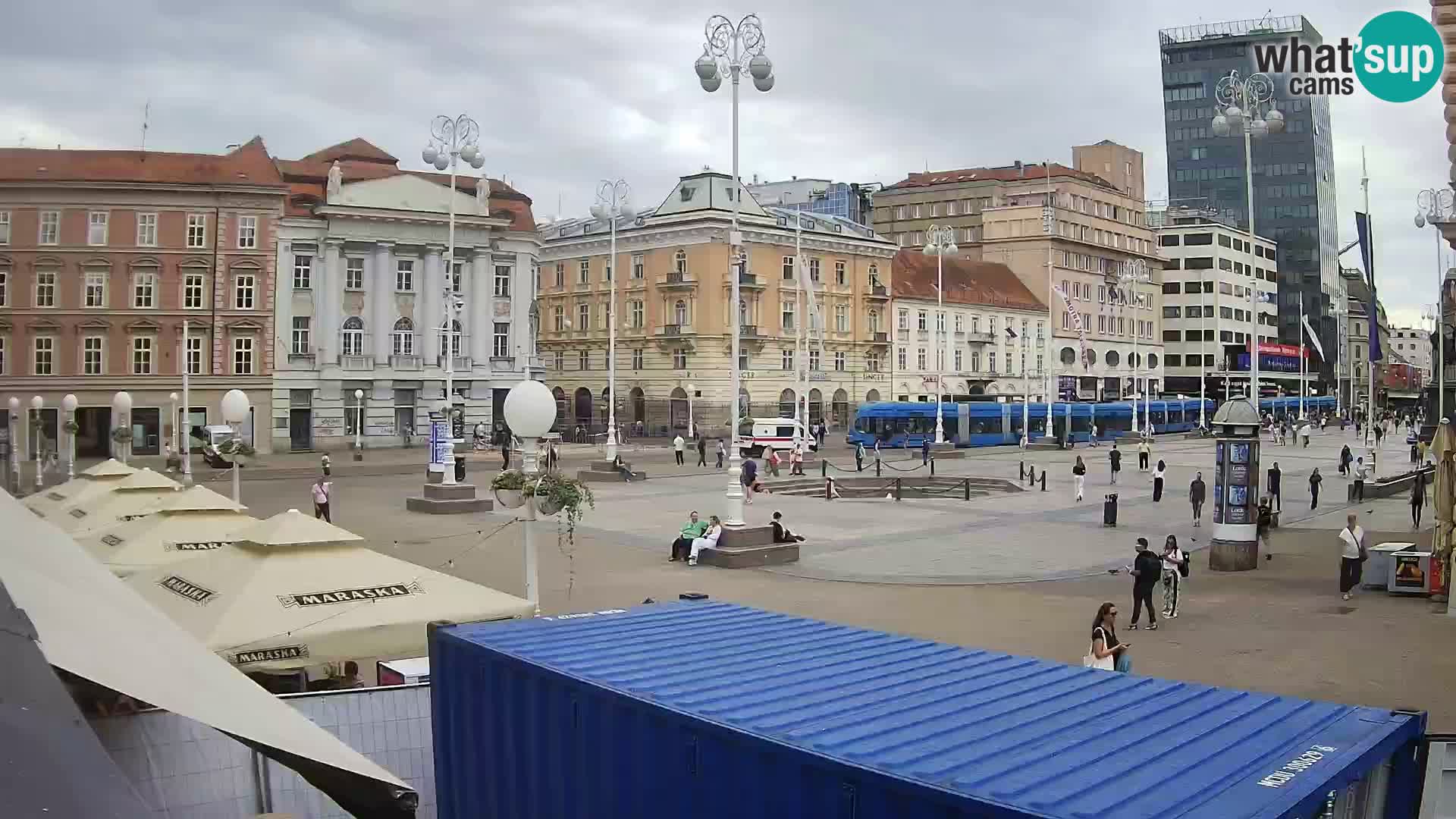Zagreb Live Webcam – Bana Jelačić square
