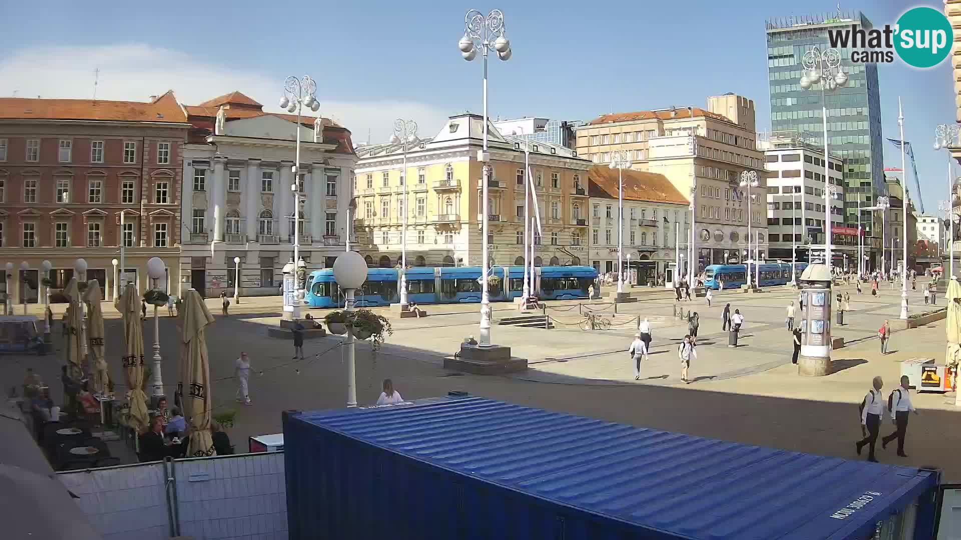 Zagreb Live Webcam – Bana Jelačić square