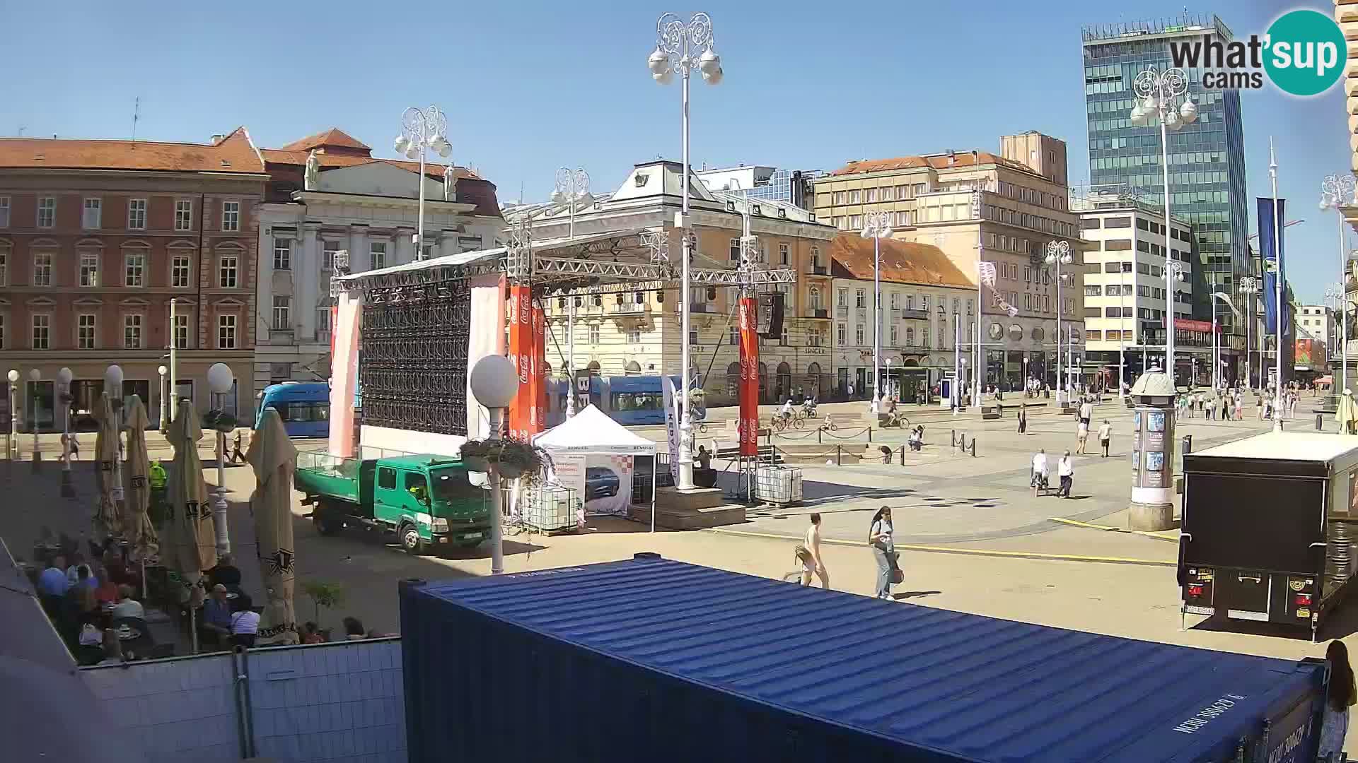 Zagreb Live Webcam – Bana Jelačić square