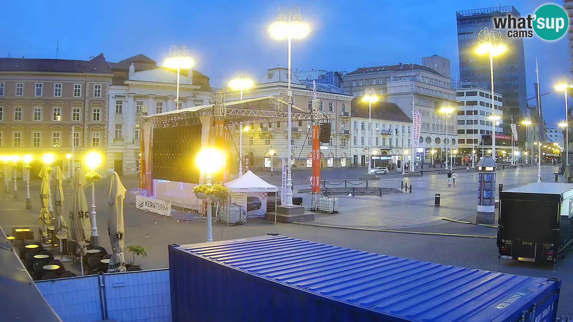 Zagreb Live Webcam – Bana Jelačić square