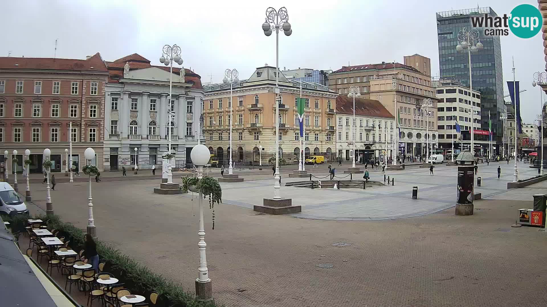 Zagreb Live Webcam – Bana Jelačić square