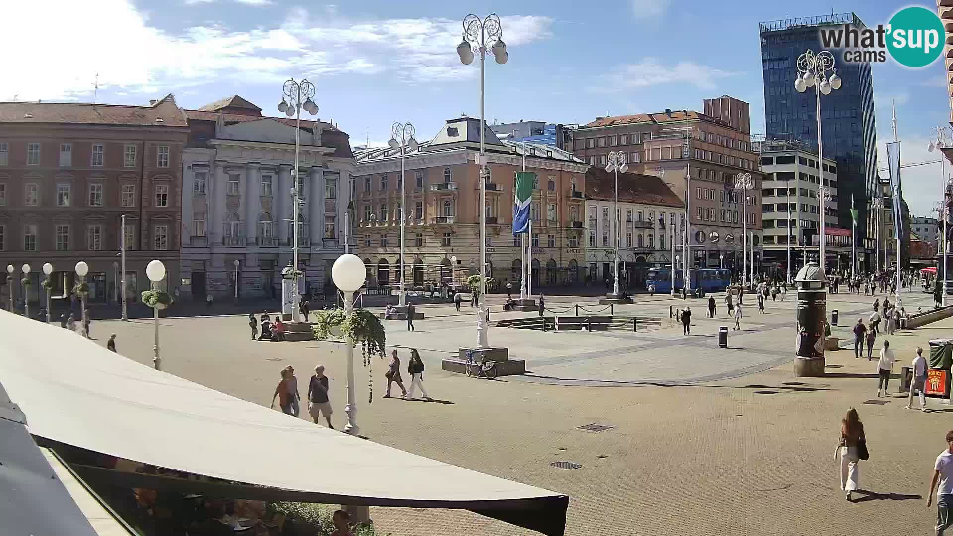Zagreb Live Webcam – Bana Jelačić square