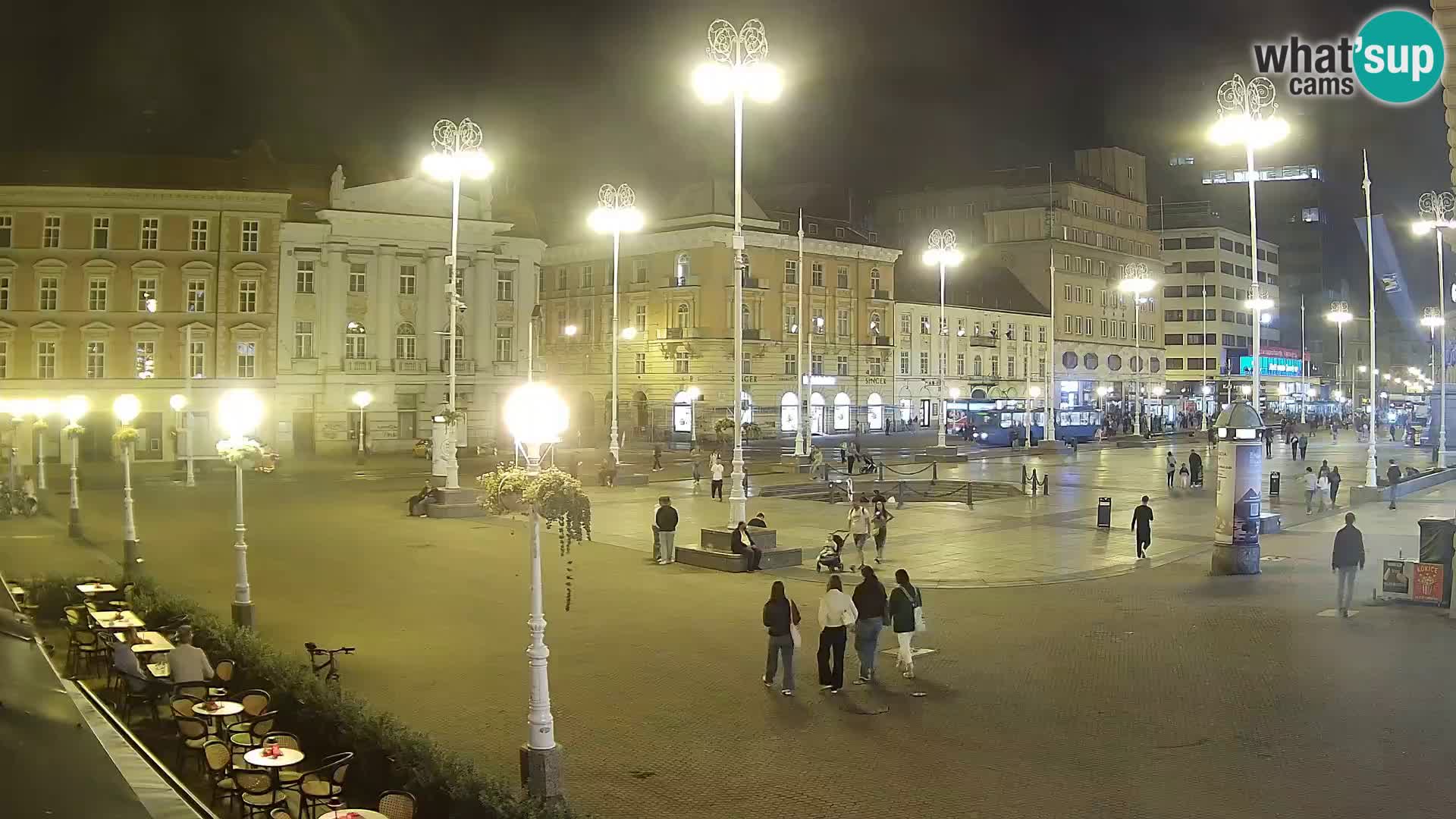 Zagreb Live Webcam – Bana Jelačić square