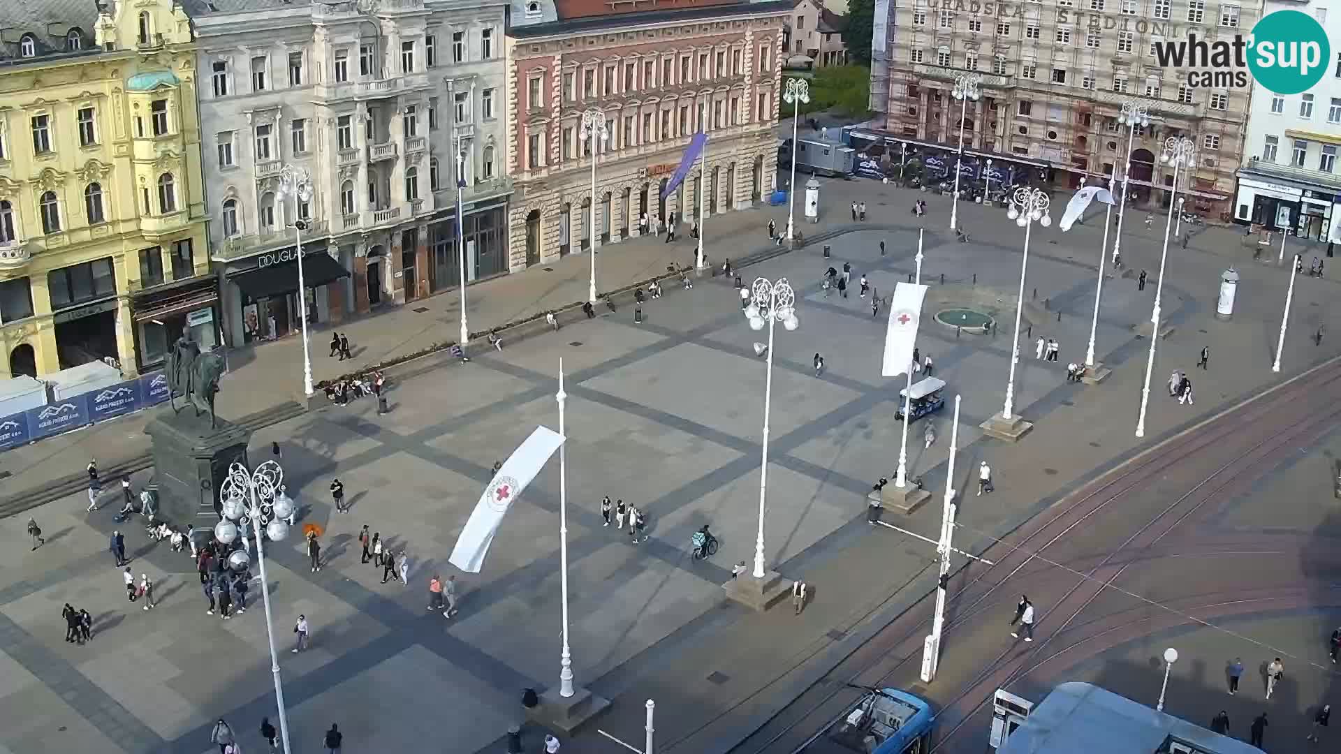 LIVE Webcam Zagreb – Ban Jelačić – Hotel Dubrovnik