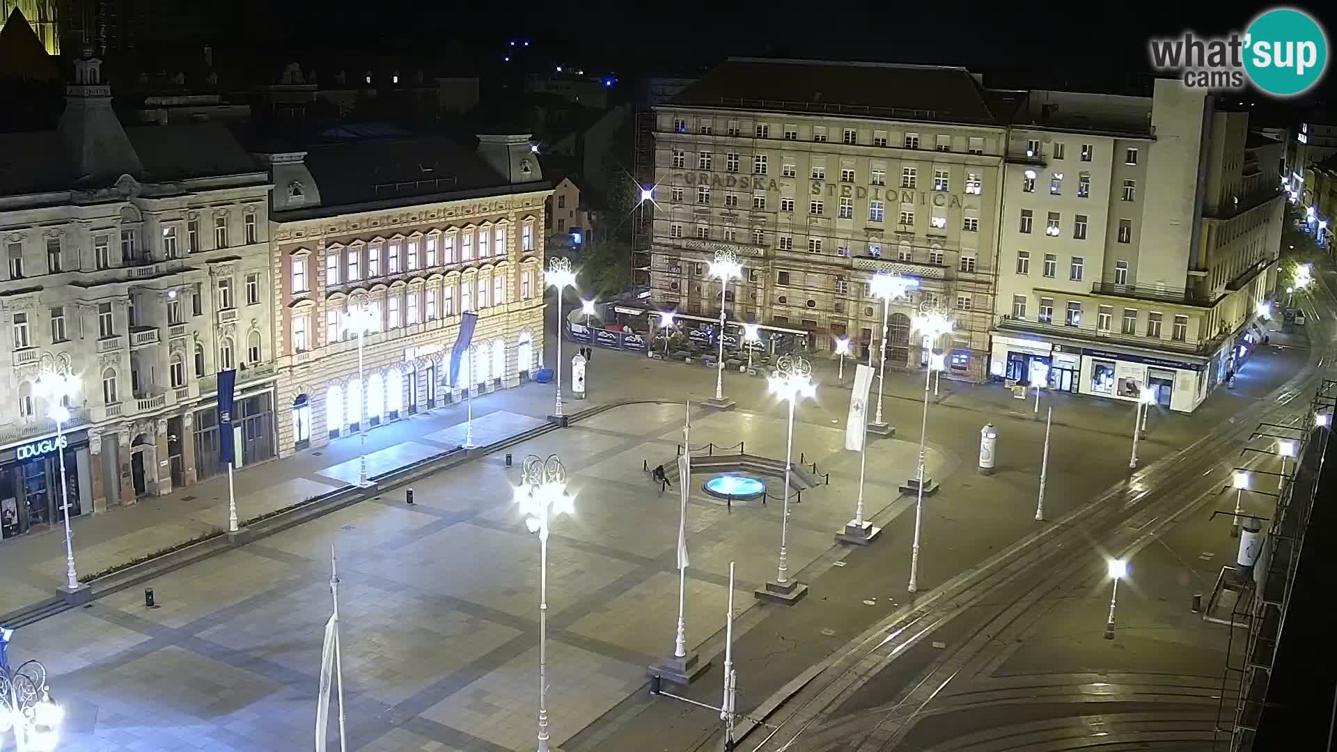 Ban Jelačić Platz  Live webcam Zagreb – Hotel Dubrovnik