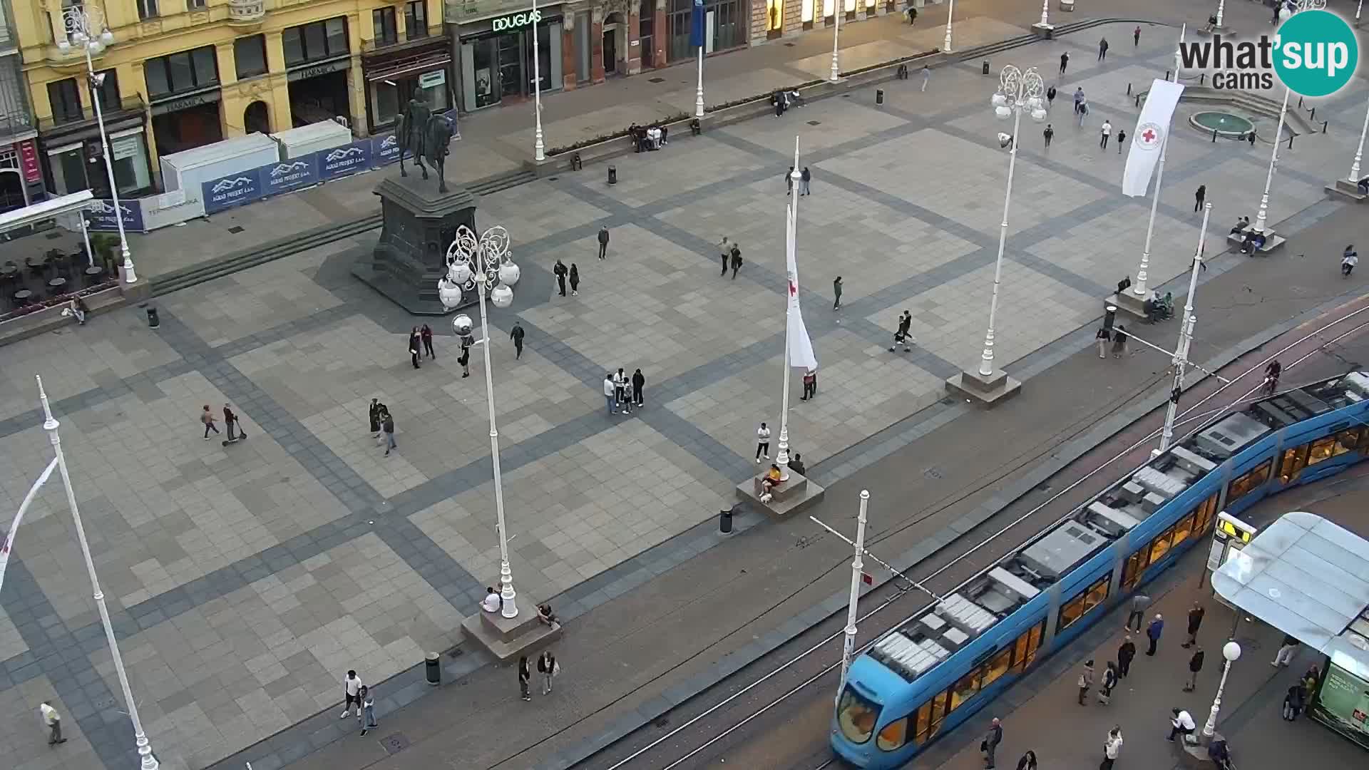 Zagreb – Bana Jelačića square panorama