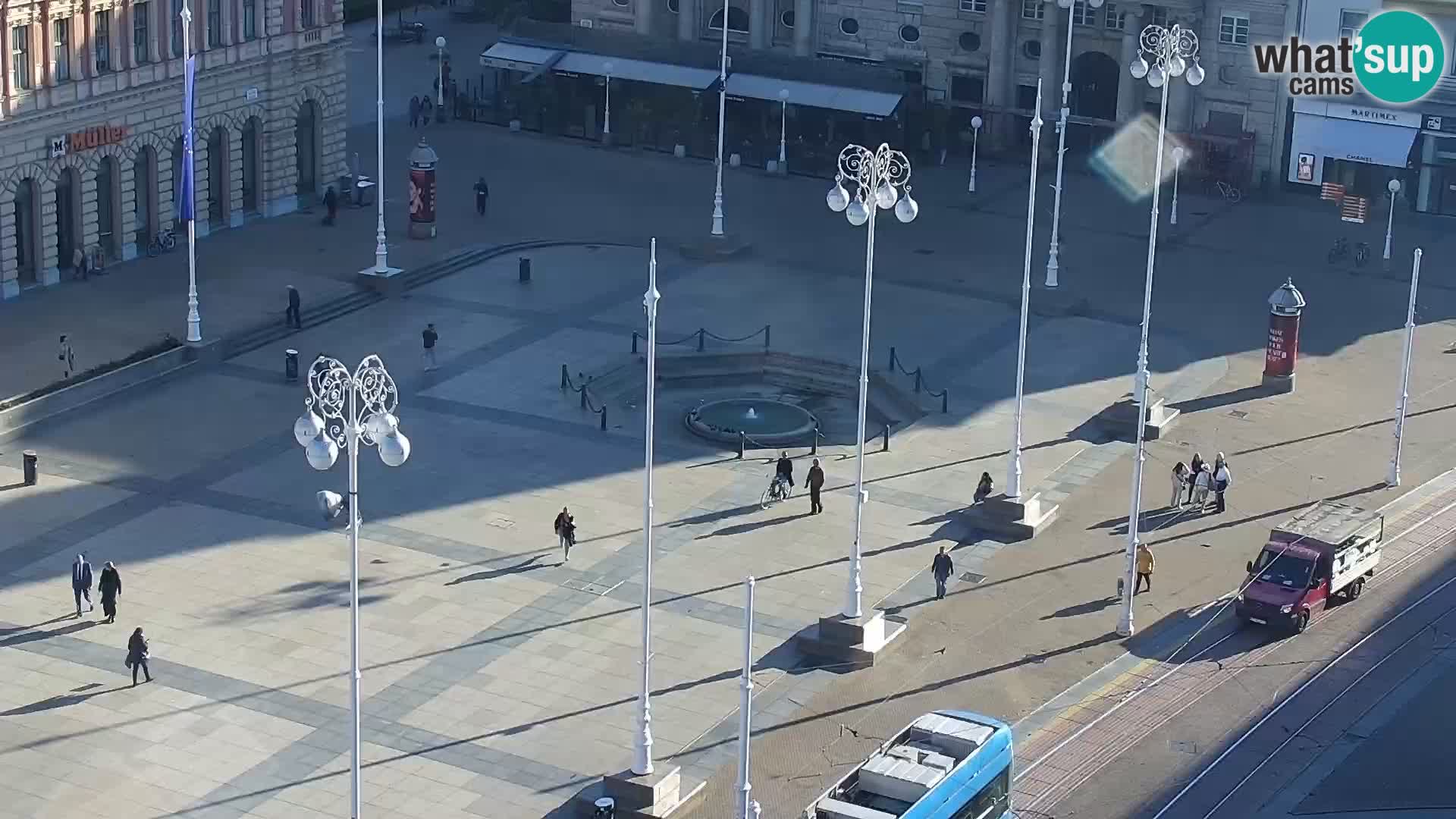 Piazza Ban Jelačić livecam Zagreb – Hotel Dubrovnik