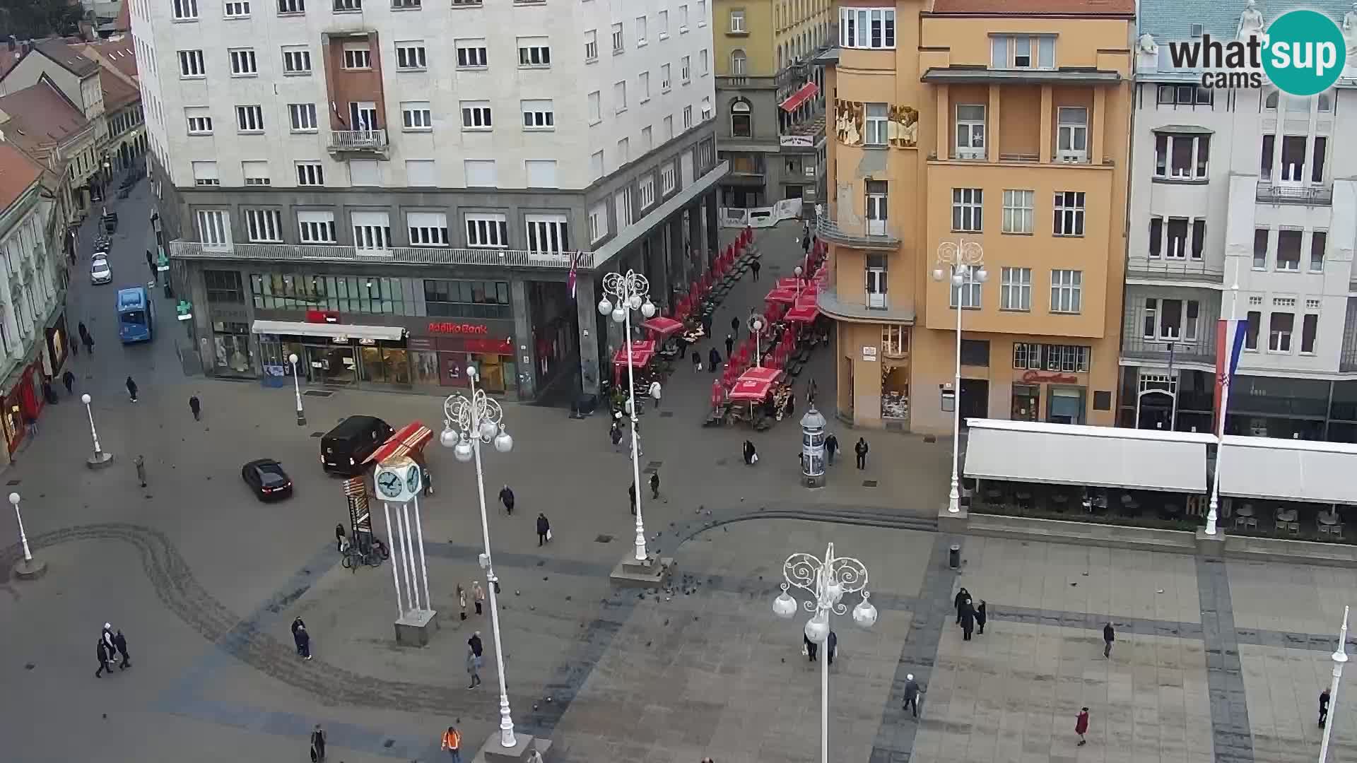 Trg Bana Jelačića v živo Zagreb – Hotel Dubrovnik