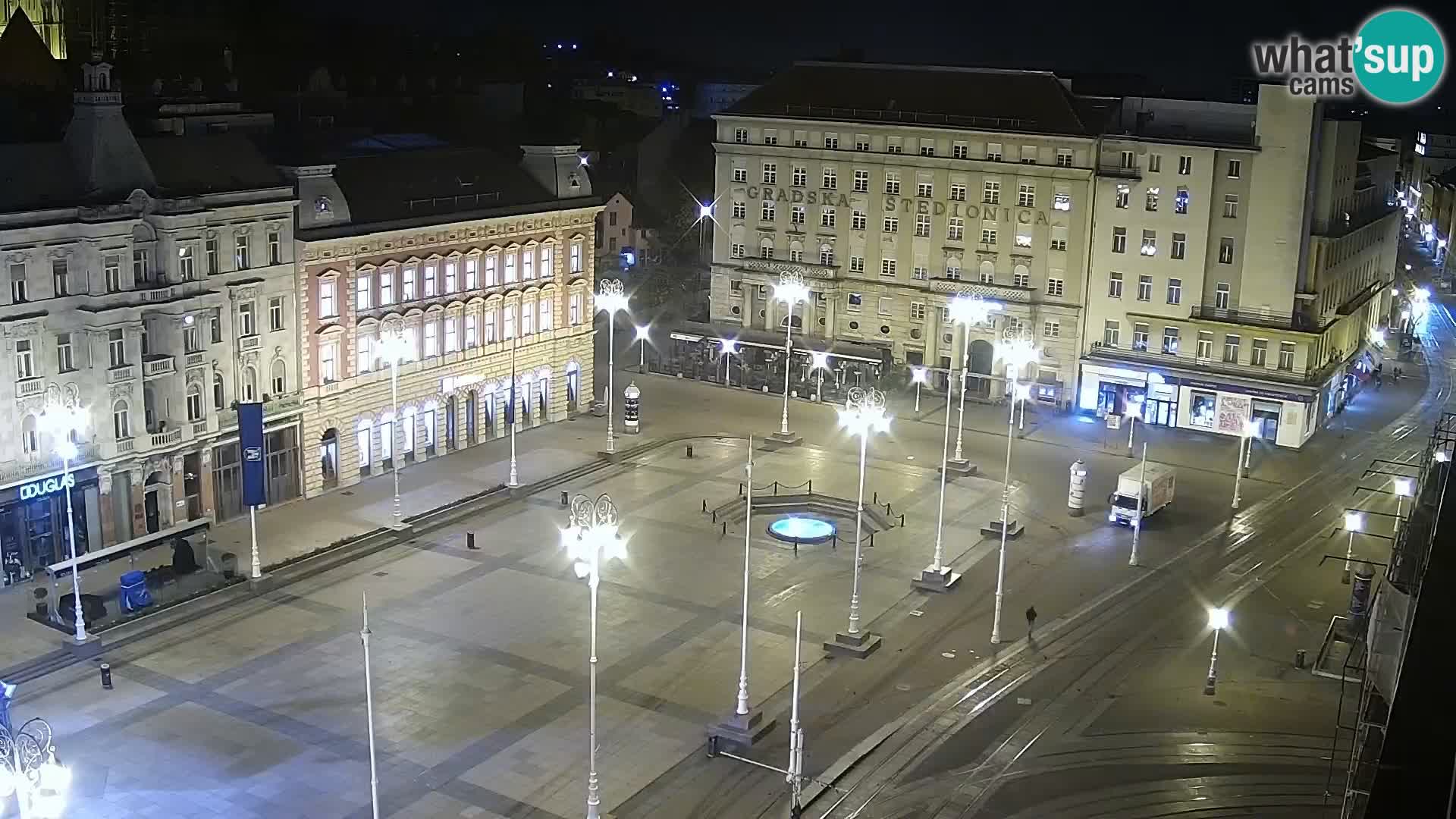 Ban Jelačić Platz  Live webcam Zagreb – Hotel Dubrovnik