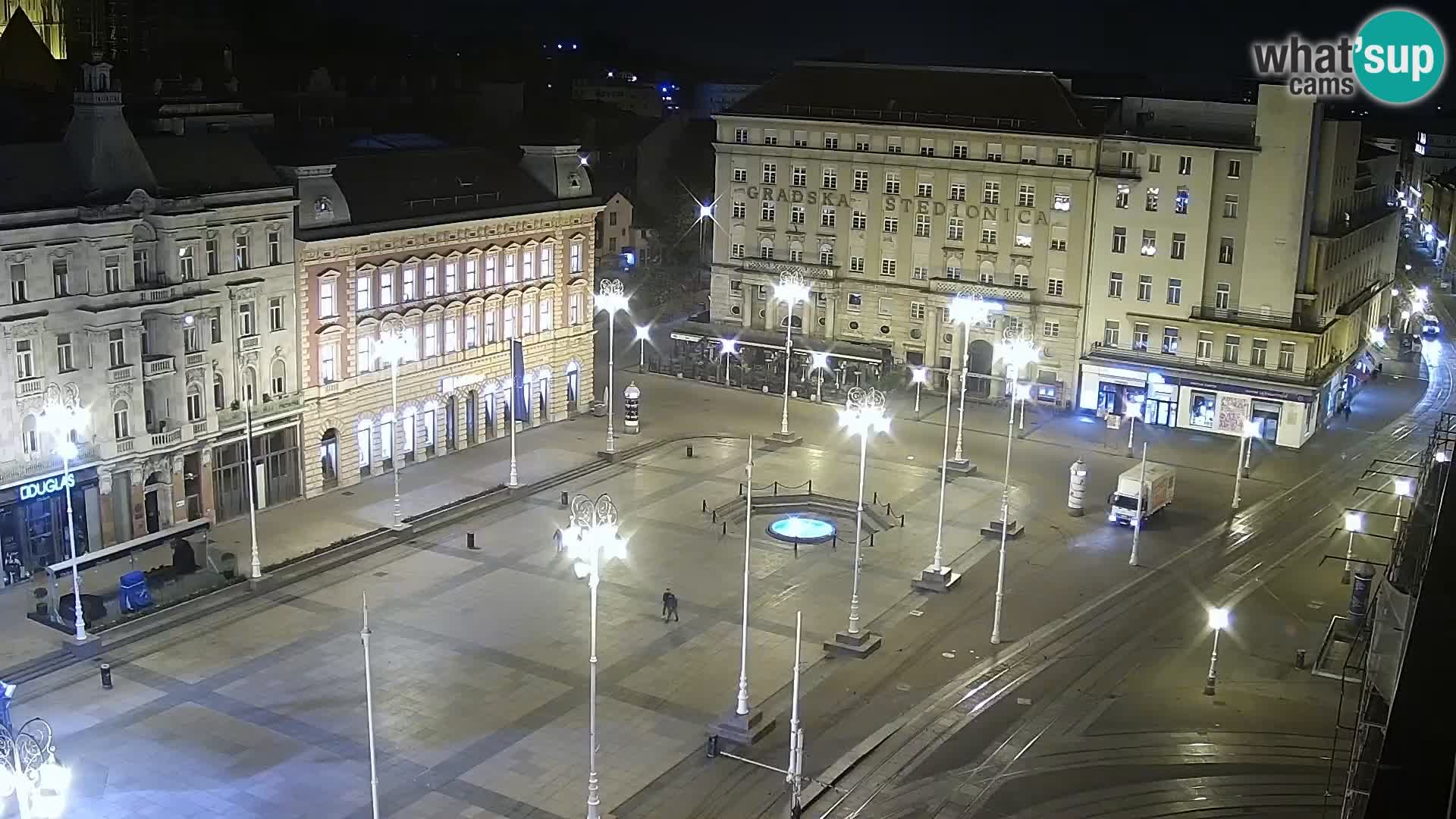 Ban Jelačić Platz  Live webcam Zagreb – Hotel Dubrovnik