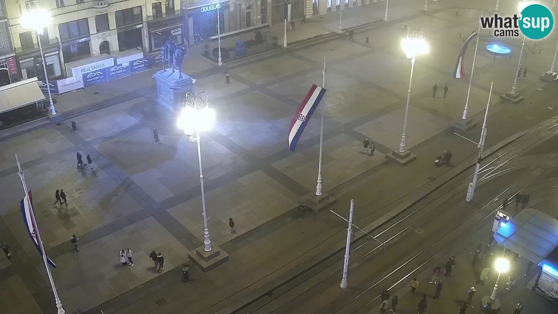 Piazza Ban Jelačić livecam Zagreb – Hotel Dubrovnik