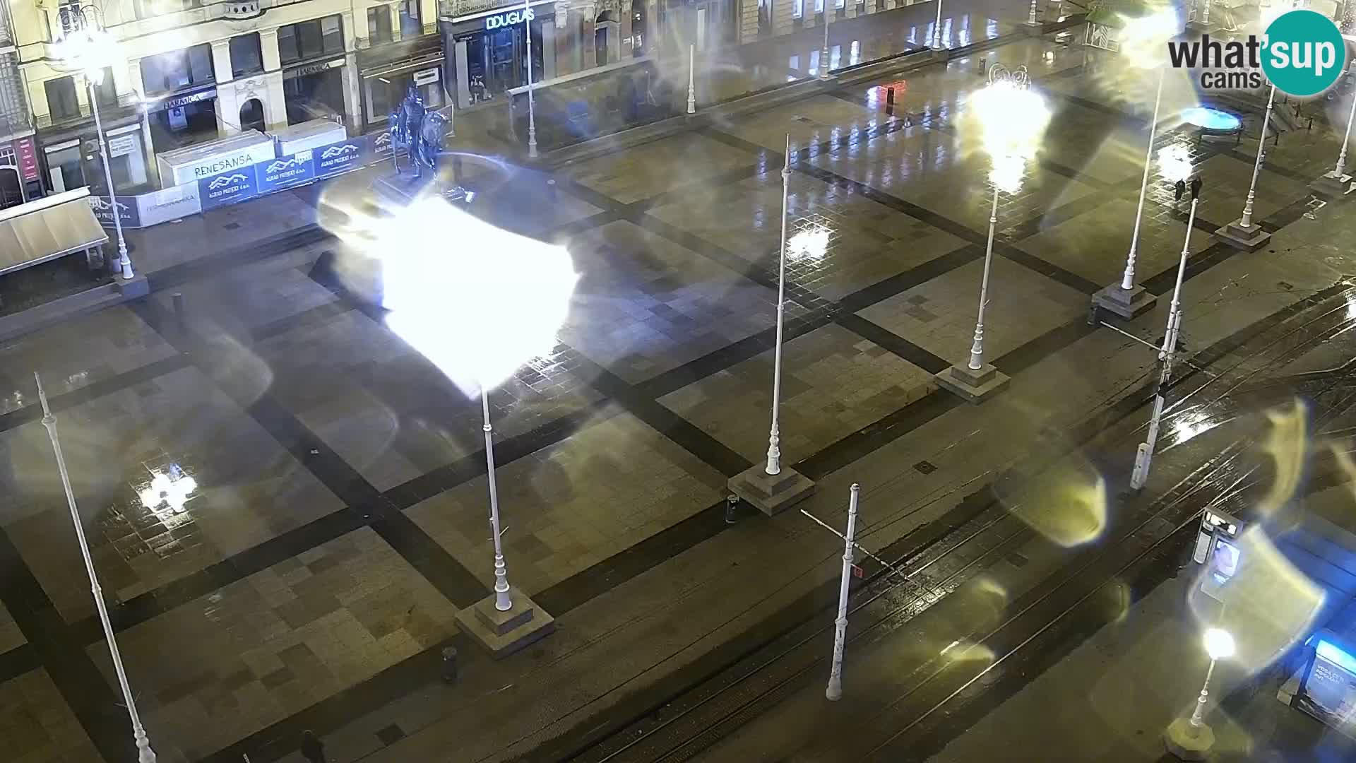 Piazza Ban Jelačić livecam Zagreb – Hotel Dubrovnik