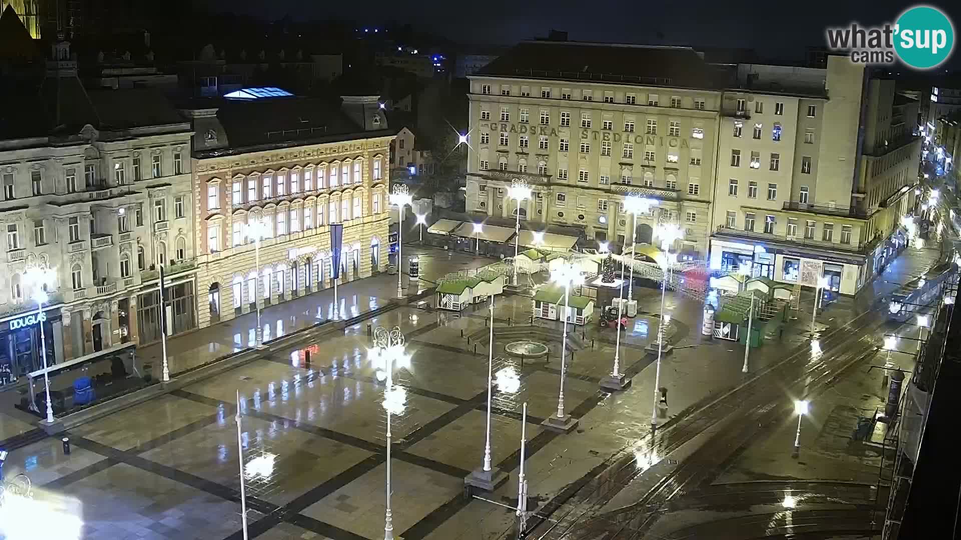 Trg Bana Jelačića web kamera Zagreb – Hotel Dubrovnik