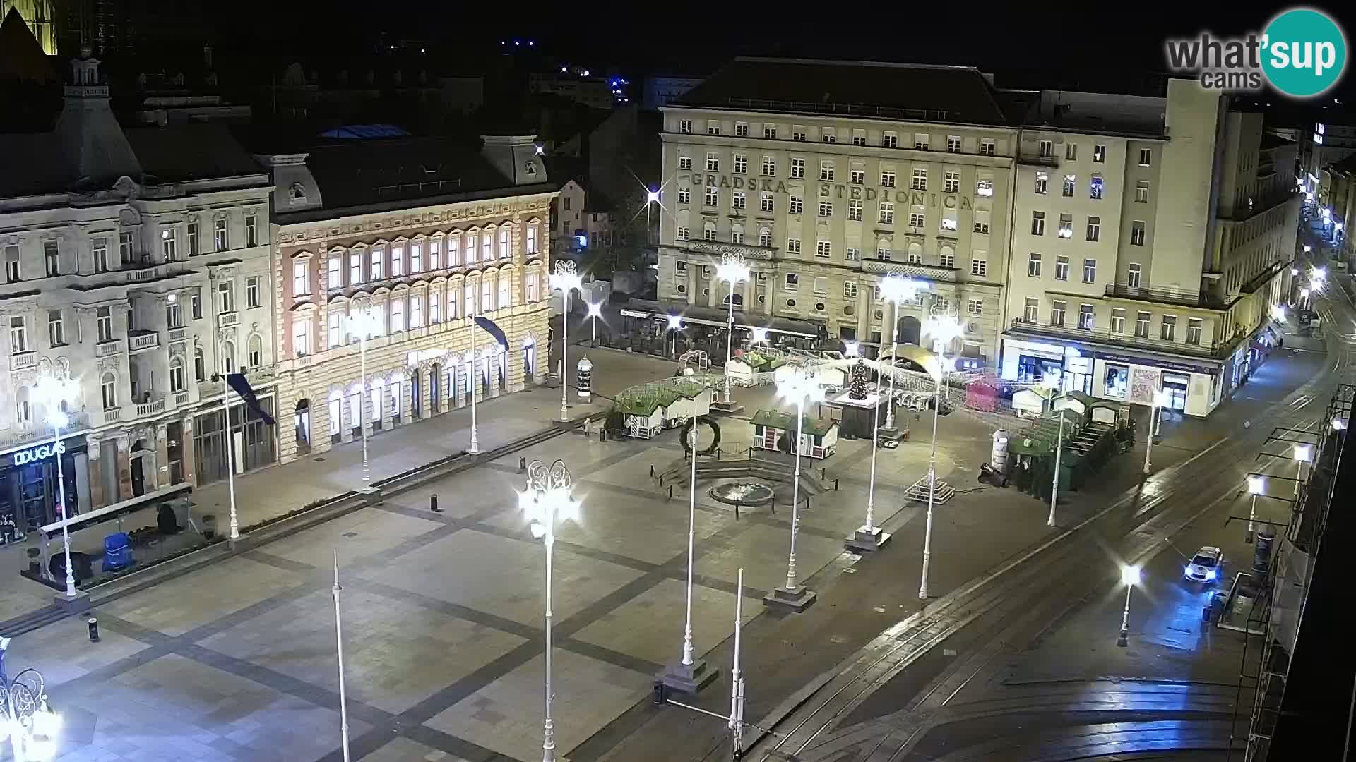 Trg Bana Jelačića v živo Zagreb – Hotel Dubrovnik