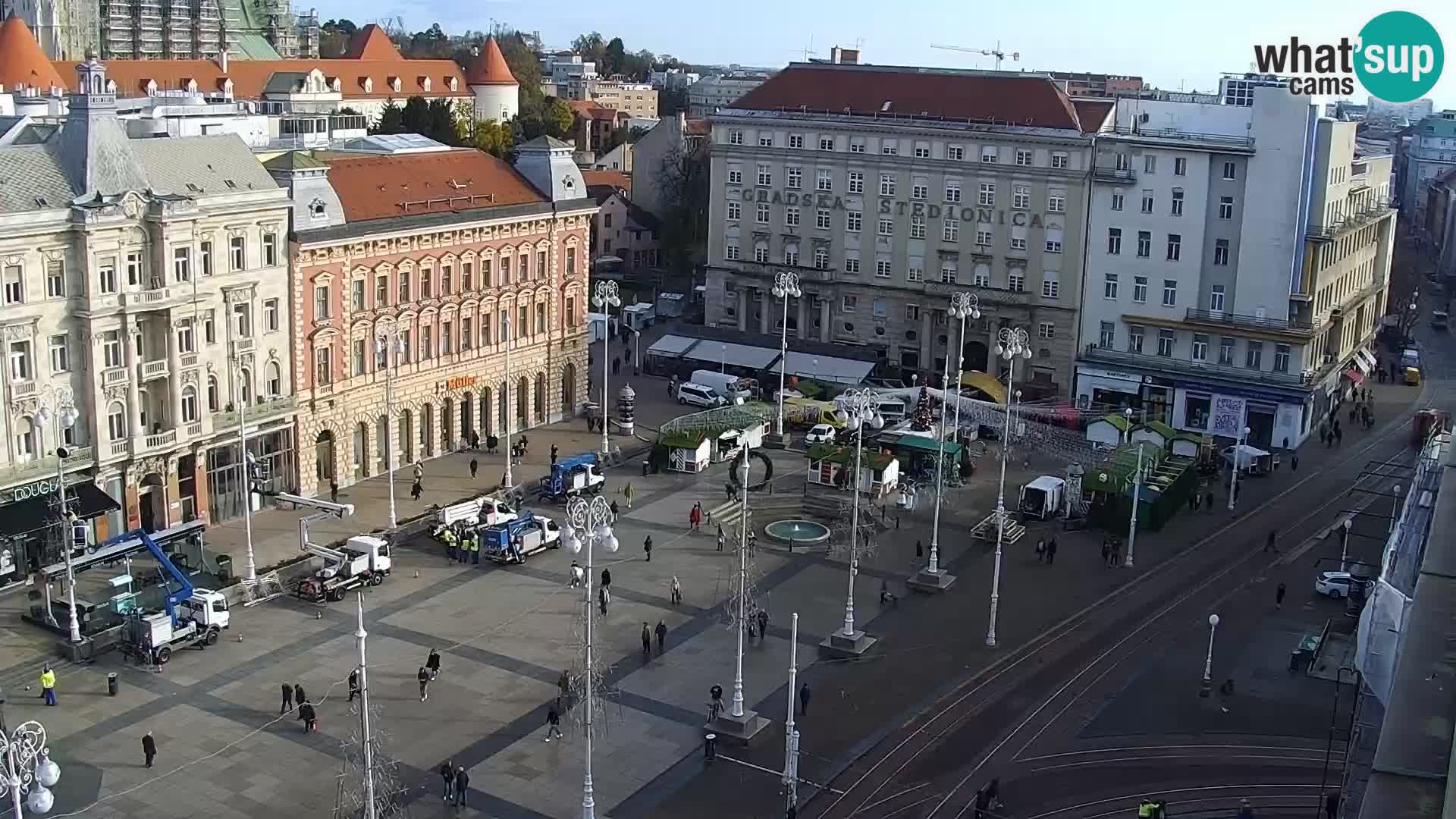 Trg Bana Jelačića web kamera Zagreb – Hotel Dubrovnik