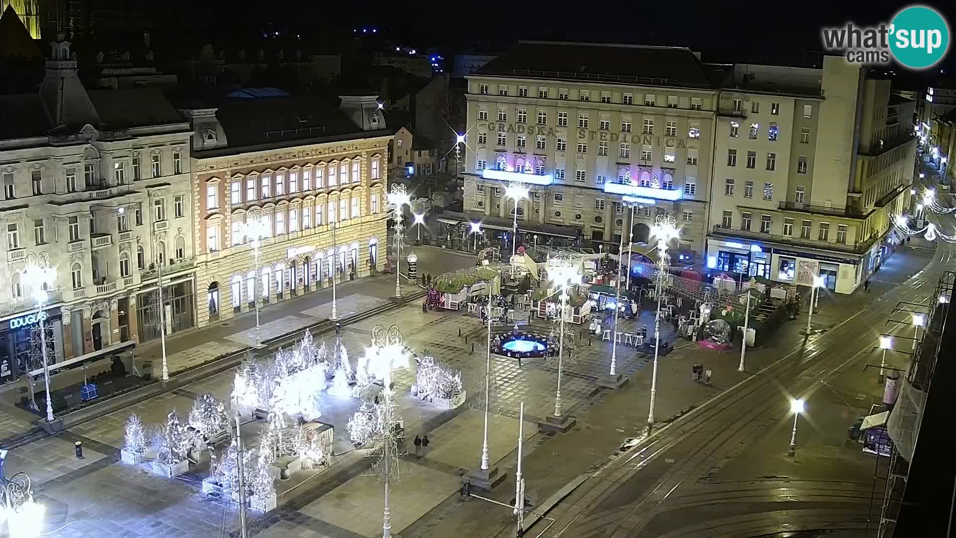 Ban Jelačić Platz  Live webcam Zagreb – Hotel Dubrovnik