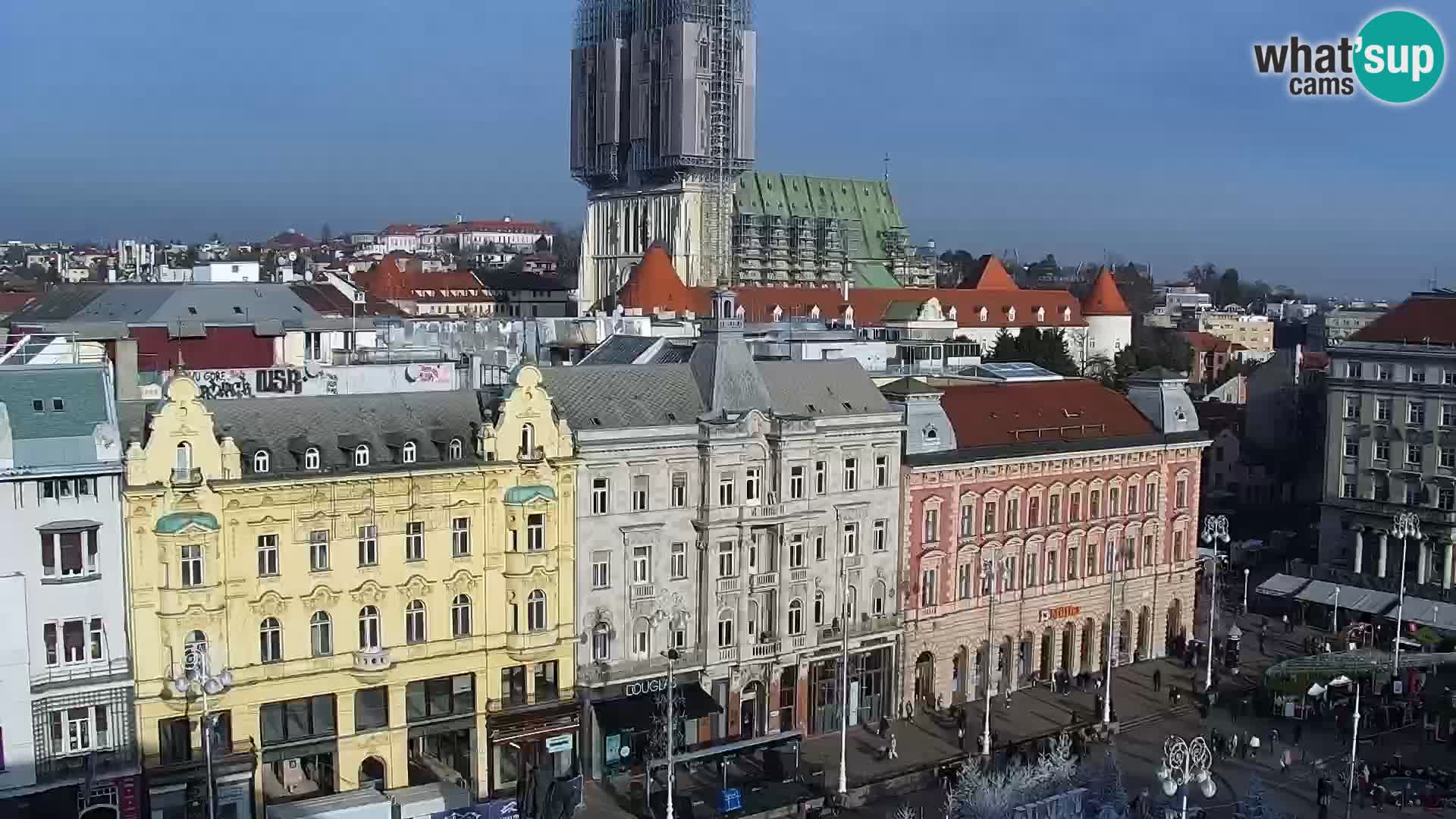 Piazza Ban Jelačić livecam Zagreb – Hotel Dubrovnik