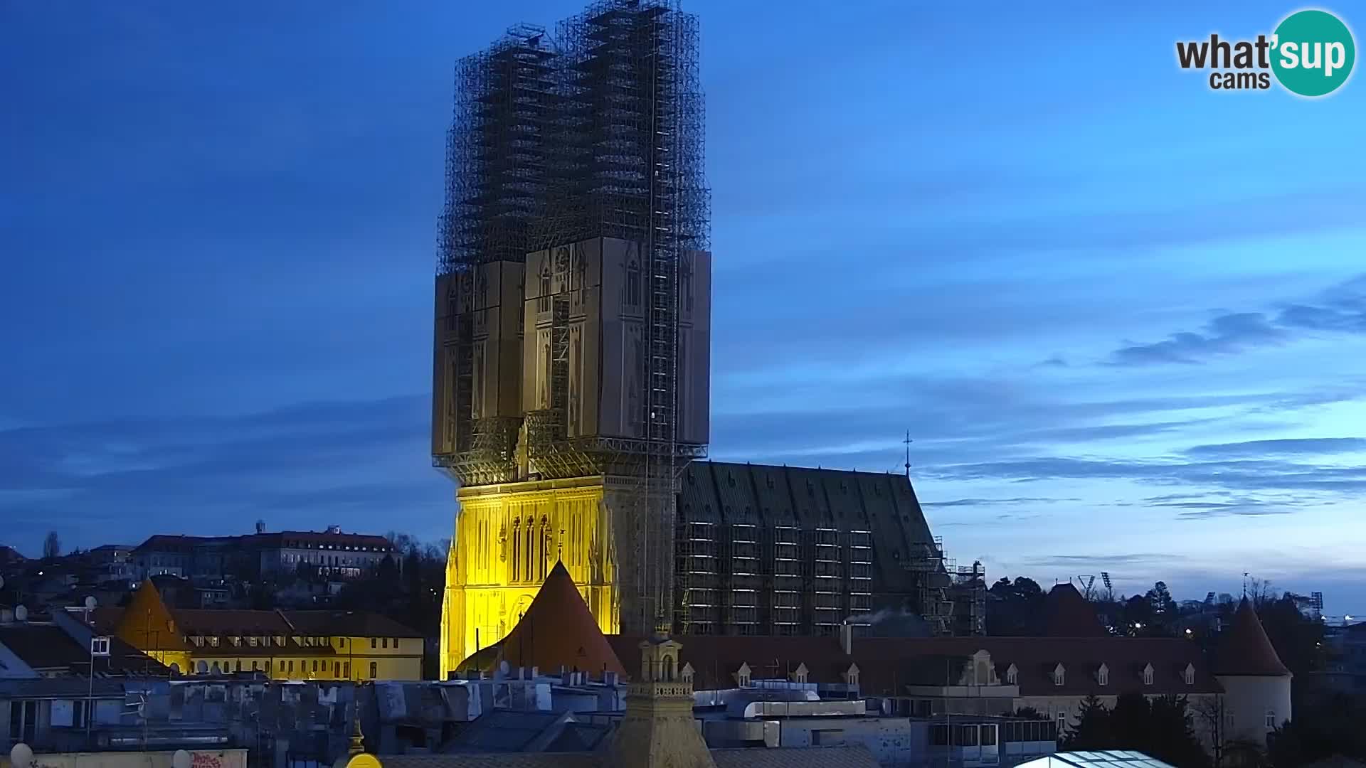 Trg Bana Jelačića v živo Zagreb – Hotel Dubrovnik