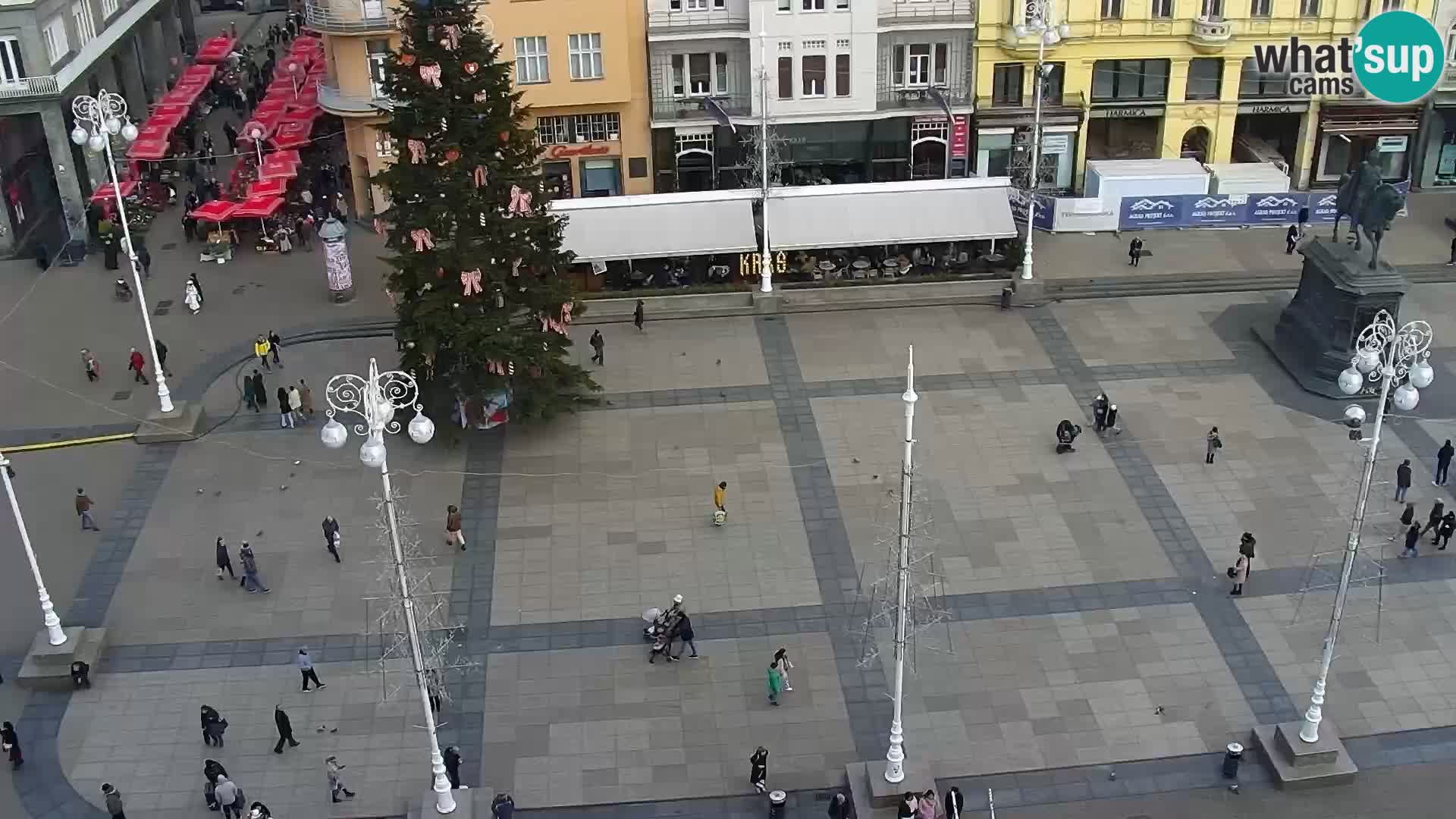 Zagreb – Bana Jelačića square panorama